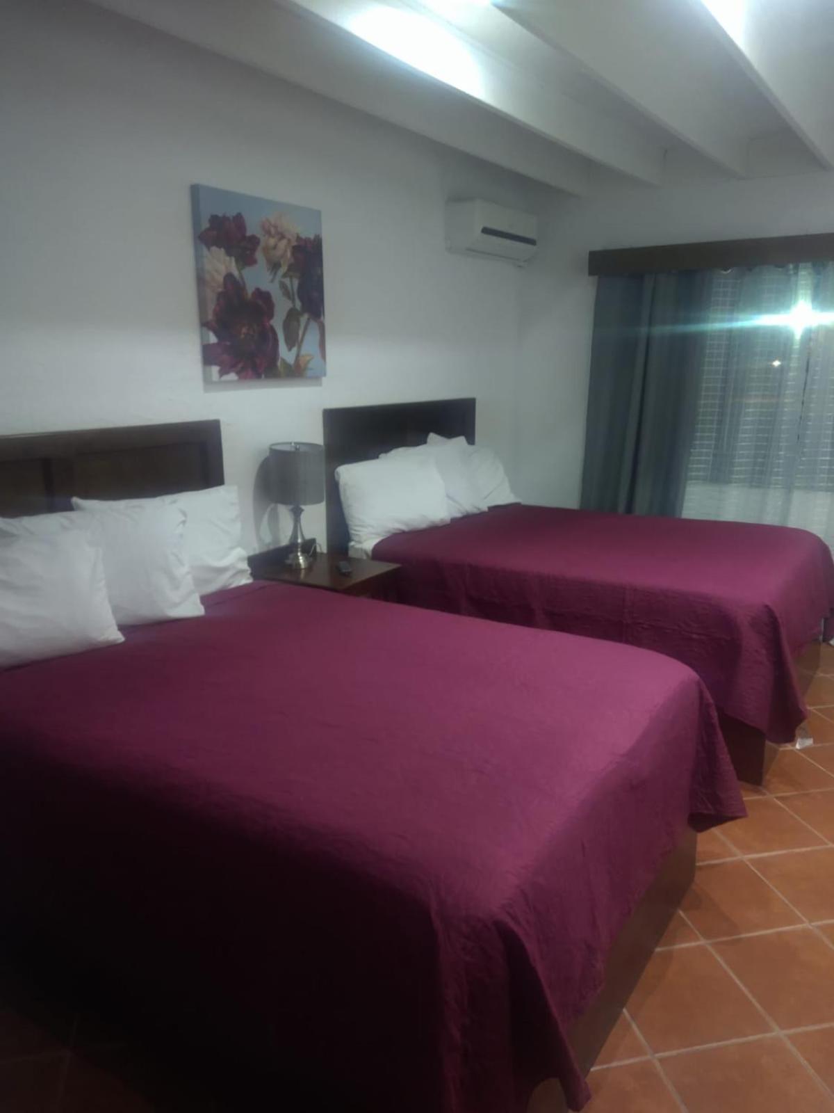 Standard Double Room with Two Double Beds - Photo 6