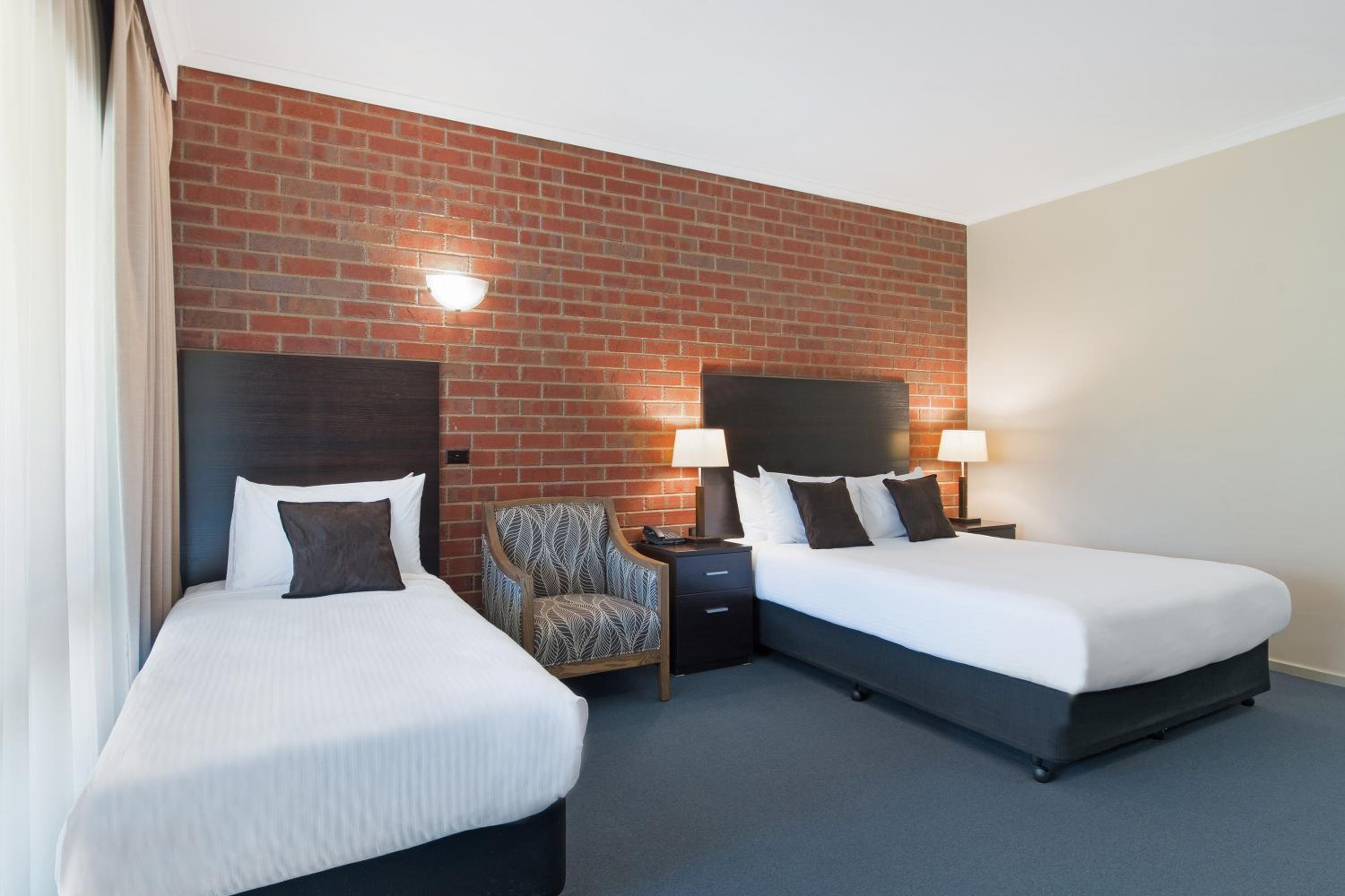 Executive Twin Room photo 3