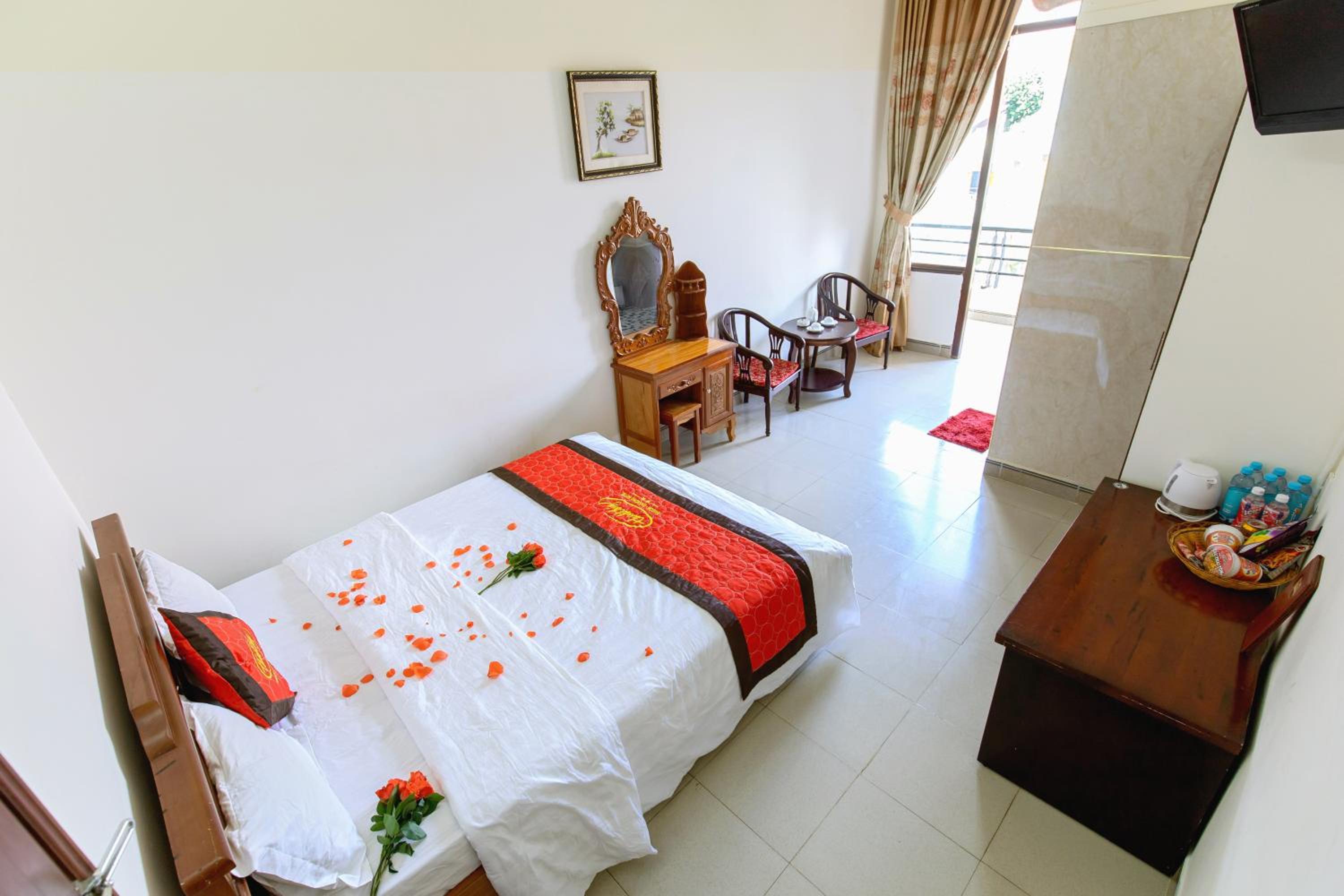 Double Room with Balcony photo 2