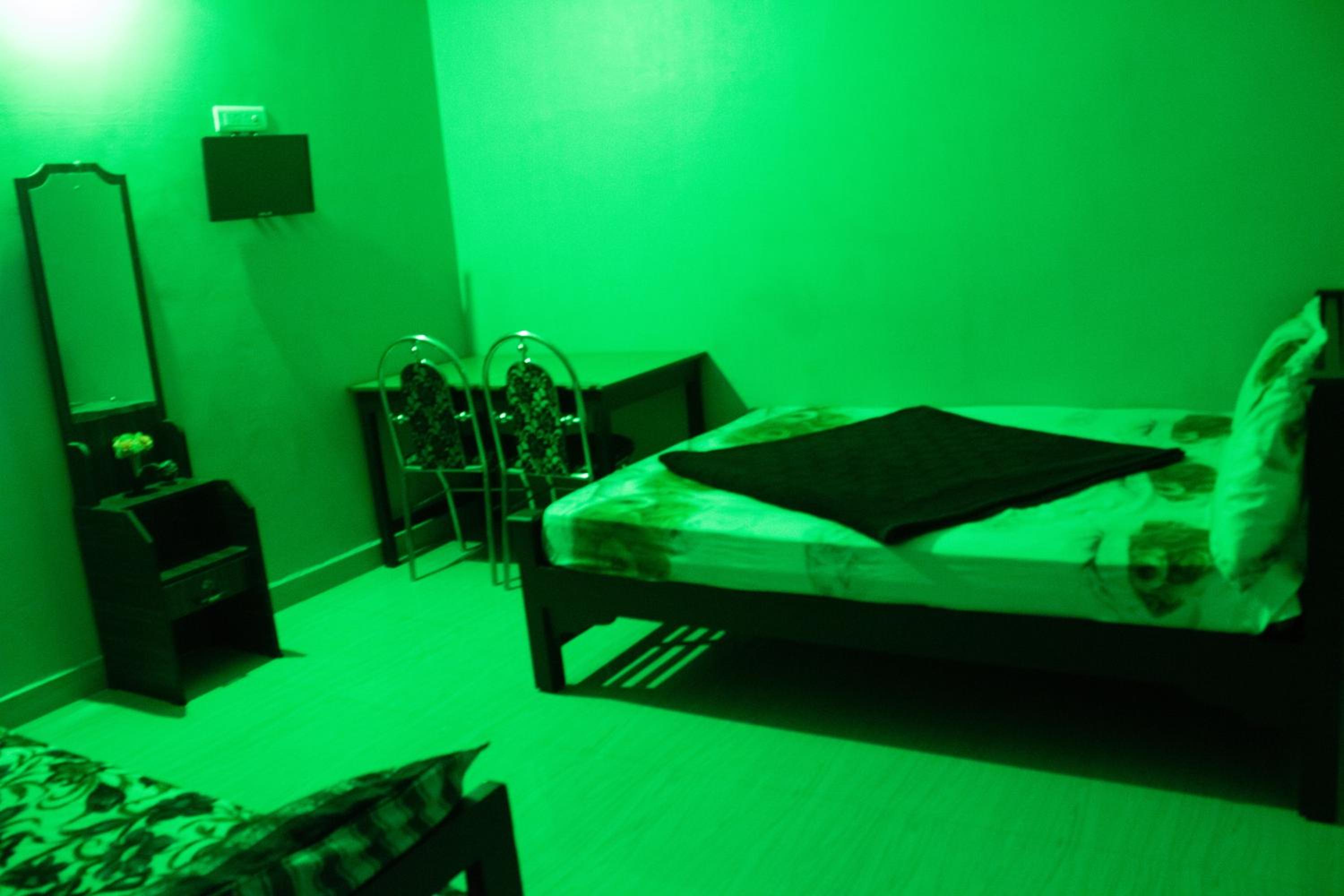 Deluxe Double Room with Bath photo 2