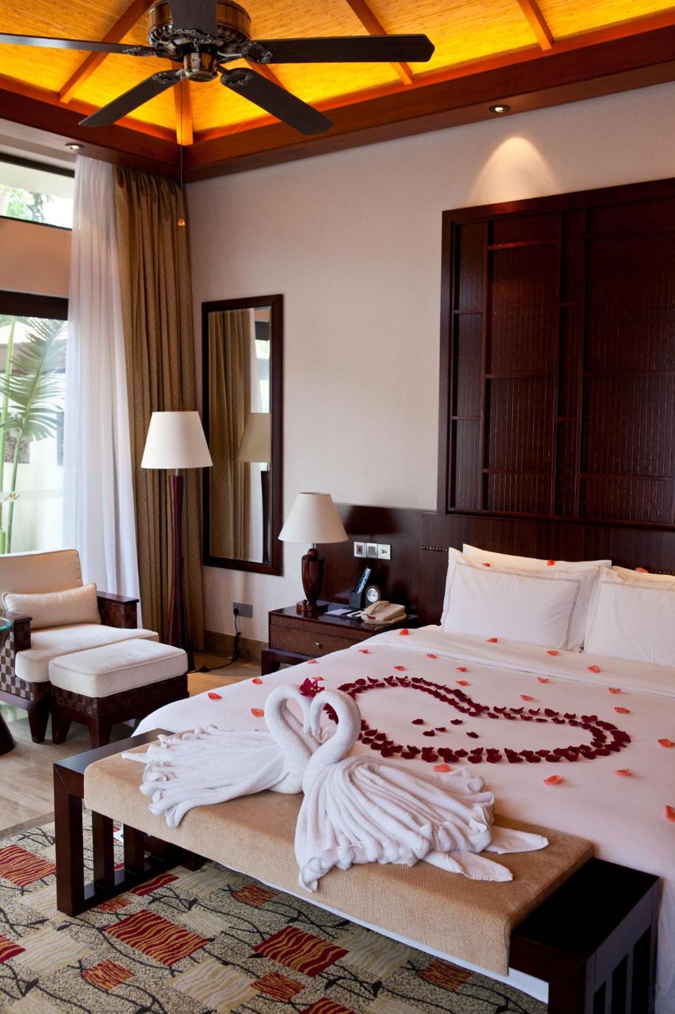One-Bedroom Honeymoon Villa with Private Pool (Complimentary Once afternoon tea for 2 people + Honeymoon set up)