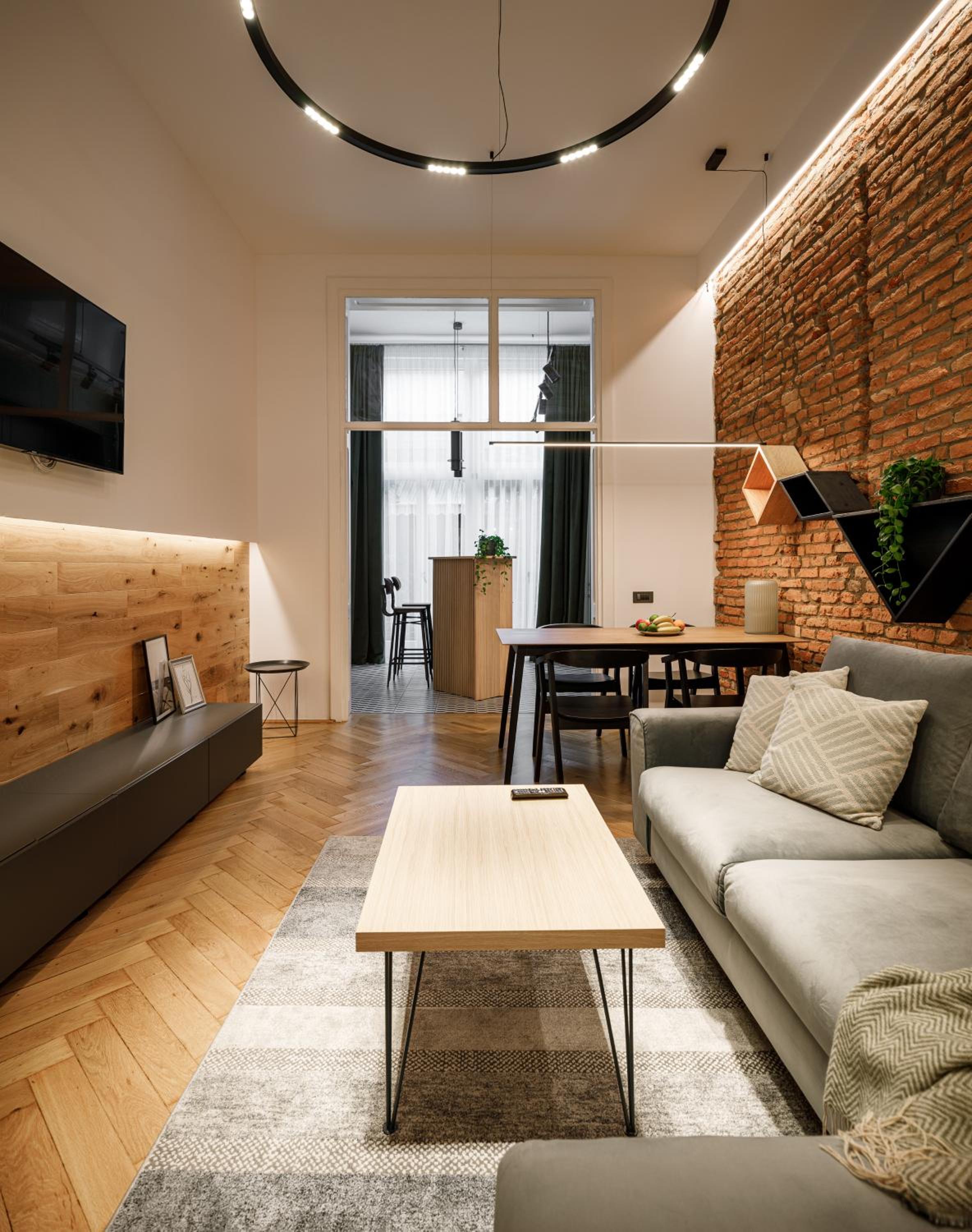 Deluxe Apartment - Photo 1