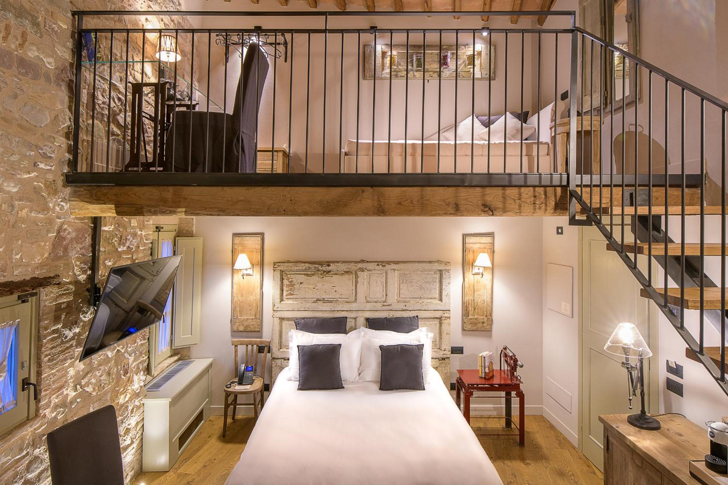 Standard Suite - Photo 4