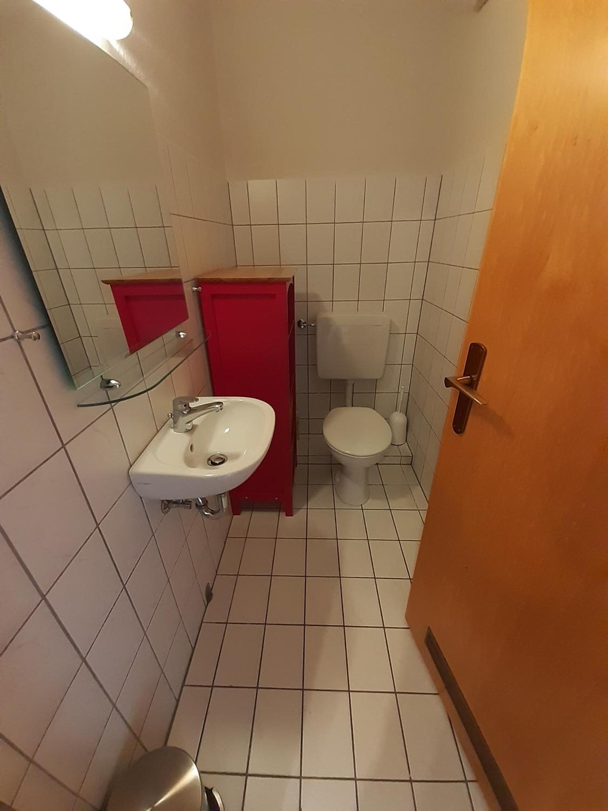 Two-Bedroom Apartment - Photo 24