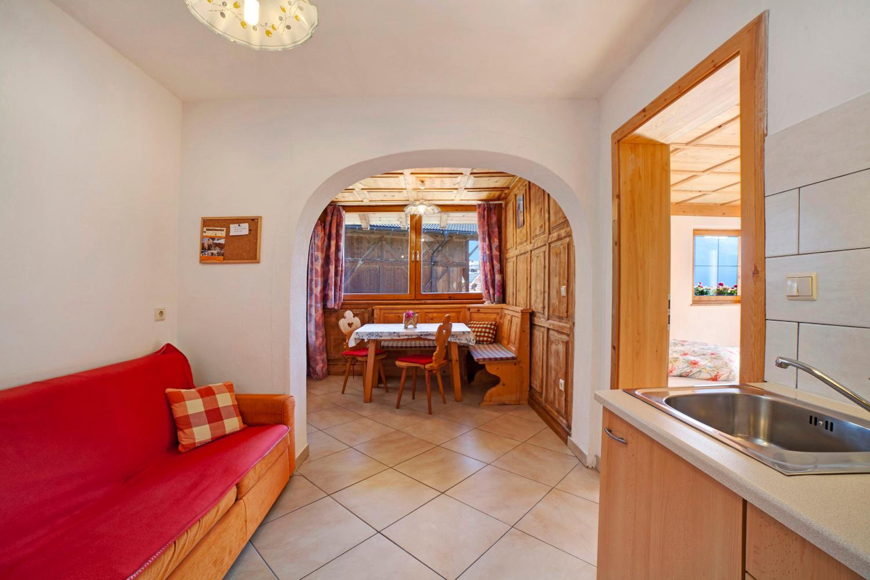 Superior One-Bedroom Apartment with Balcony - Photo 20