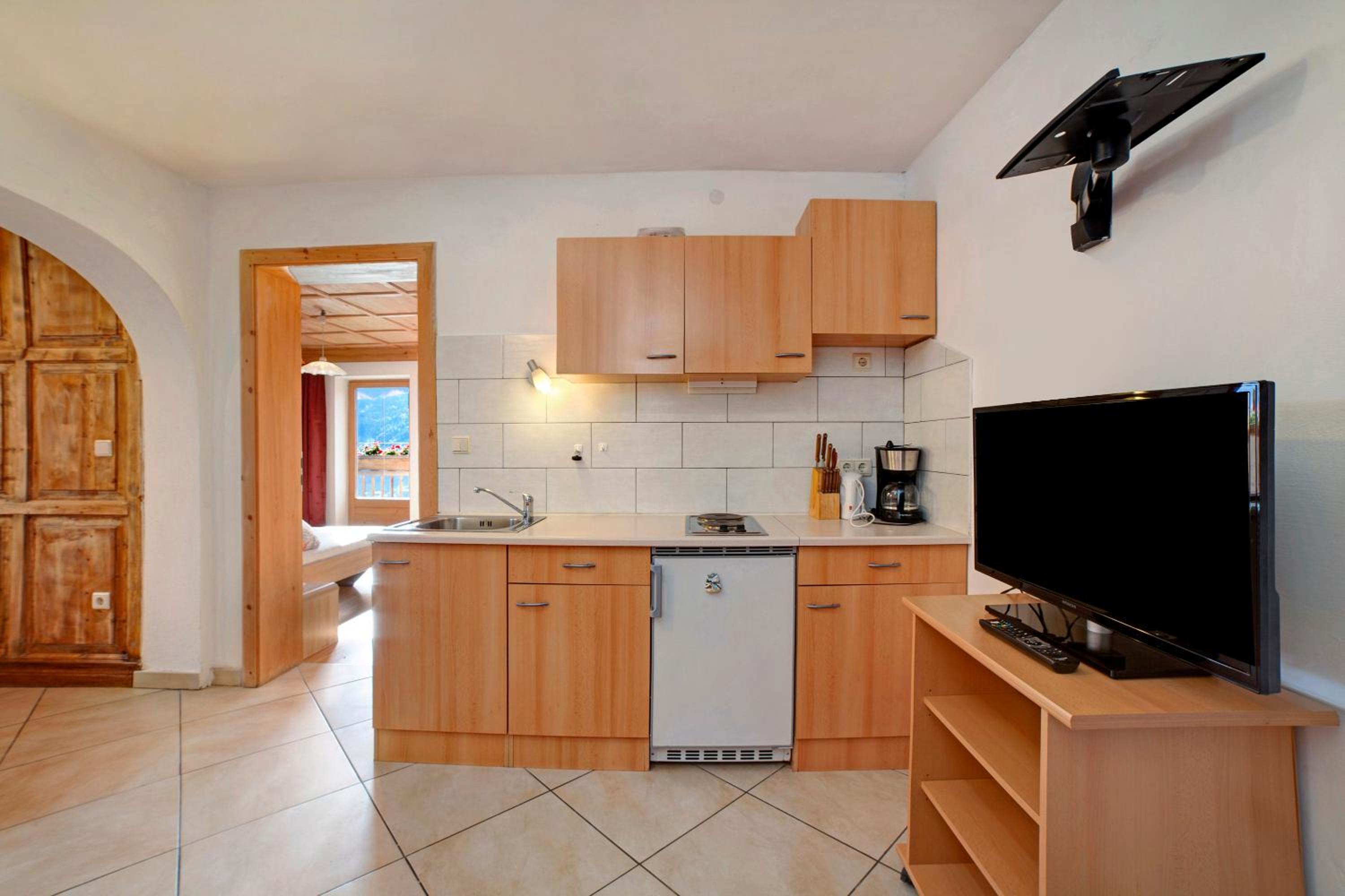 Superior One-Bedroom Apartment with Balcony - Photo 19