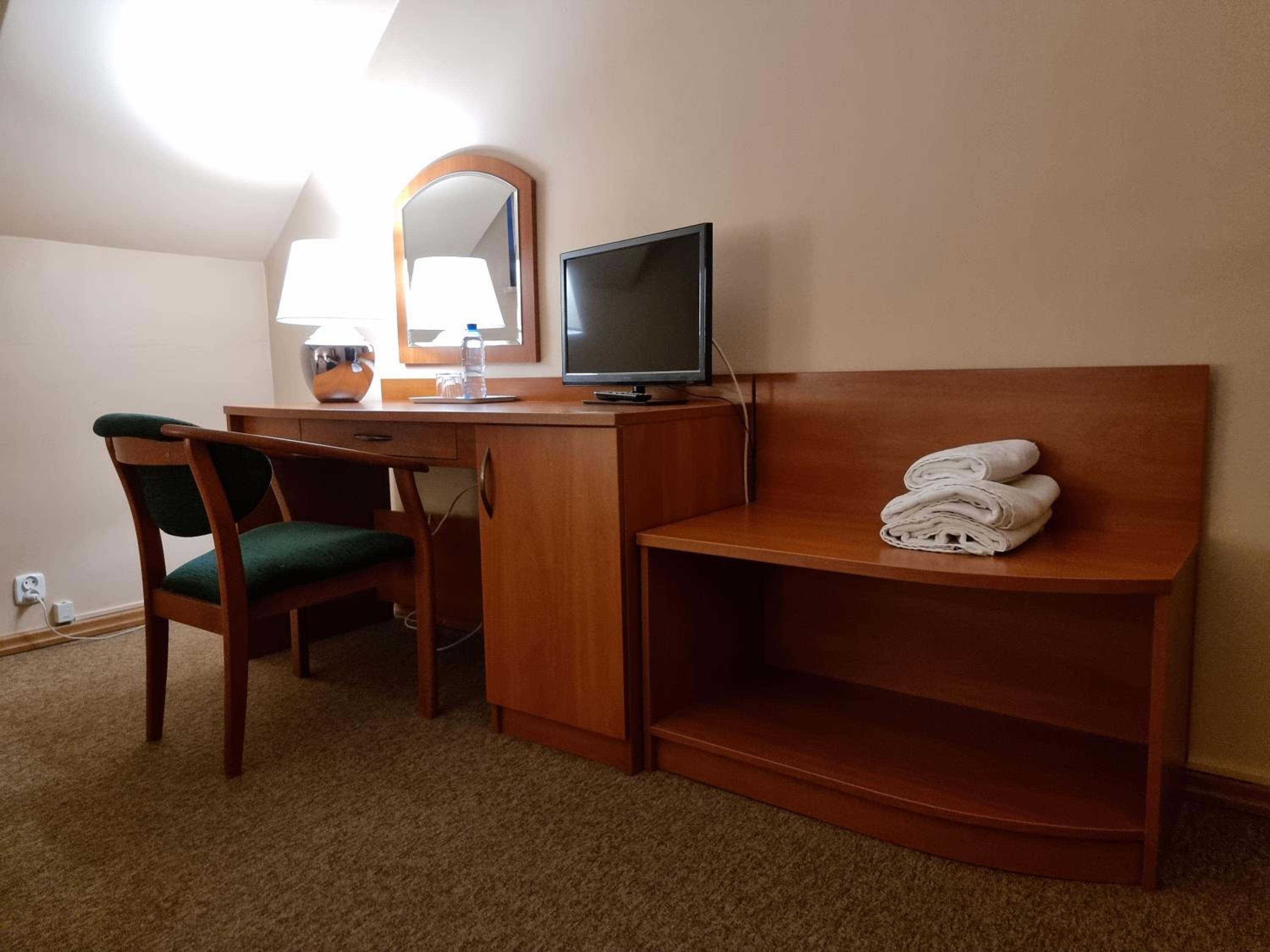 Standard Double Room - Photo 3