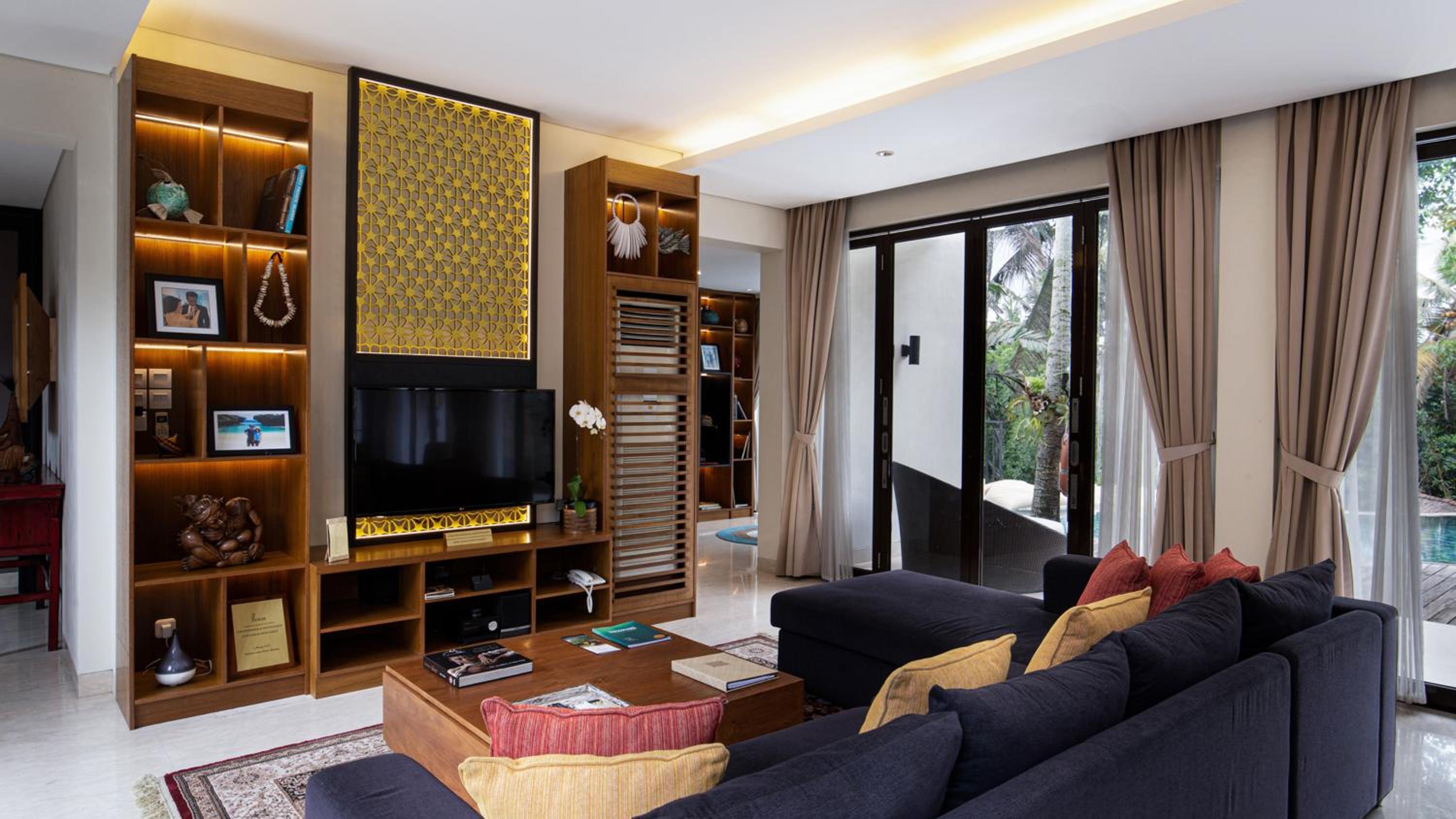 Founder's Home - Three Bedroom Pool Villa with BBQ Family Dinner and Butler Service photo 3