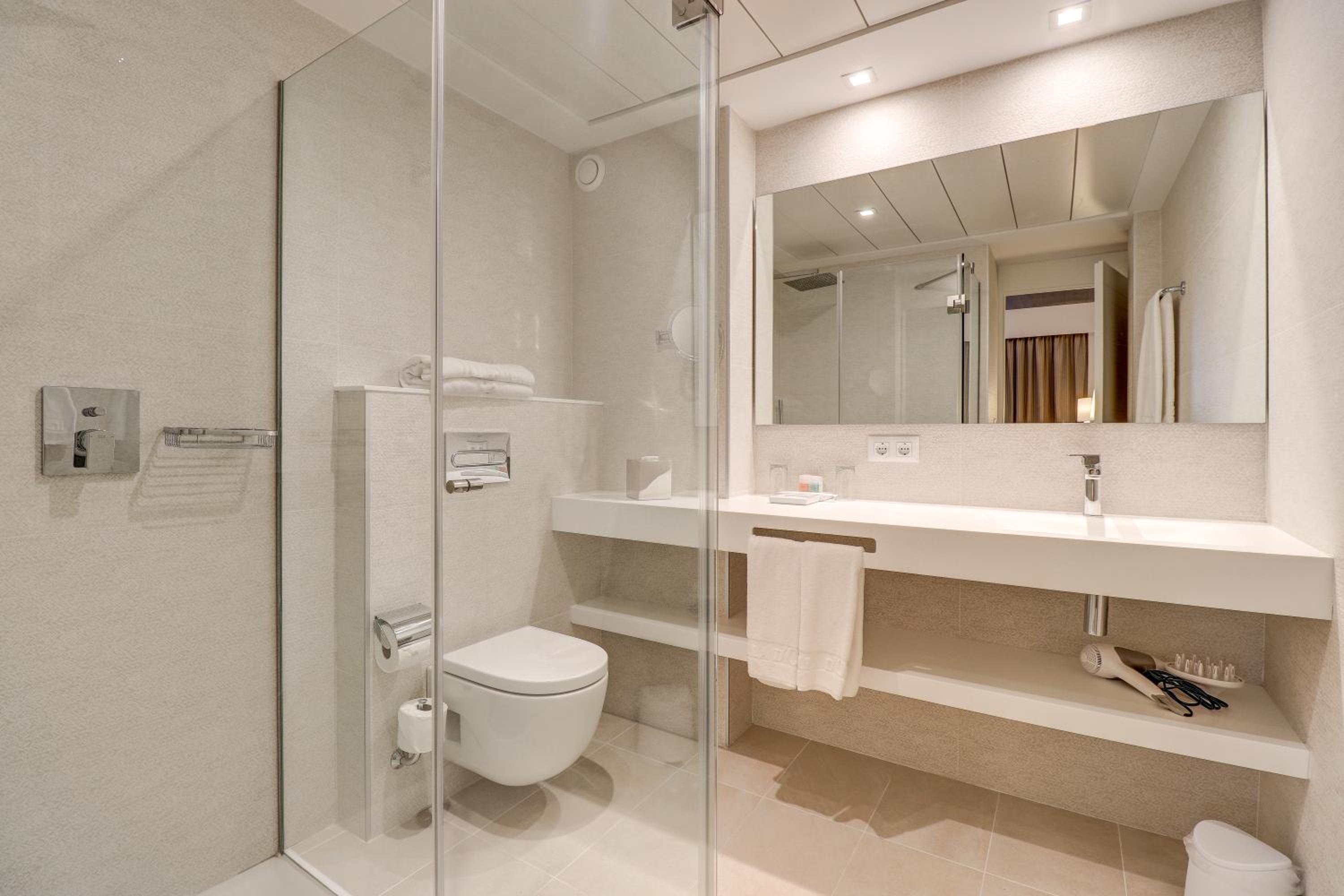 Double Room with Sea View photo 3