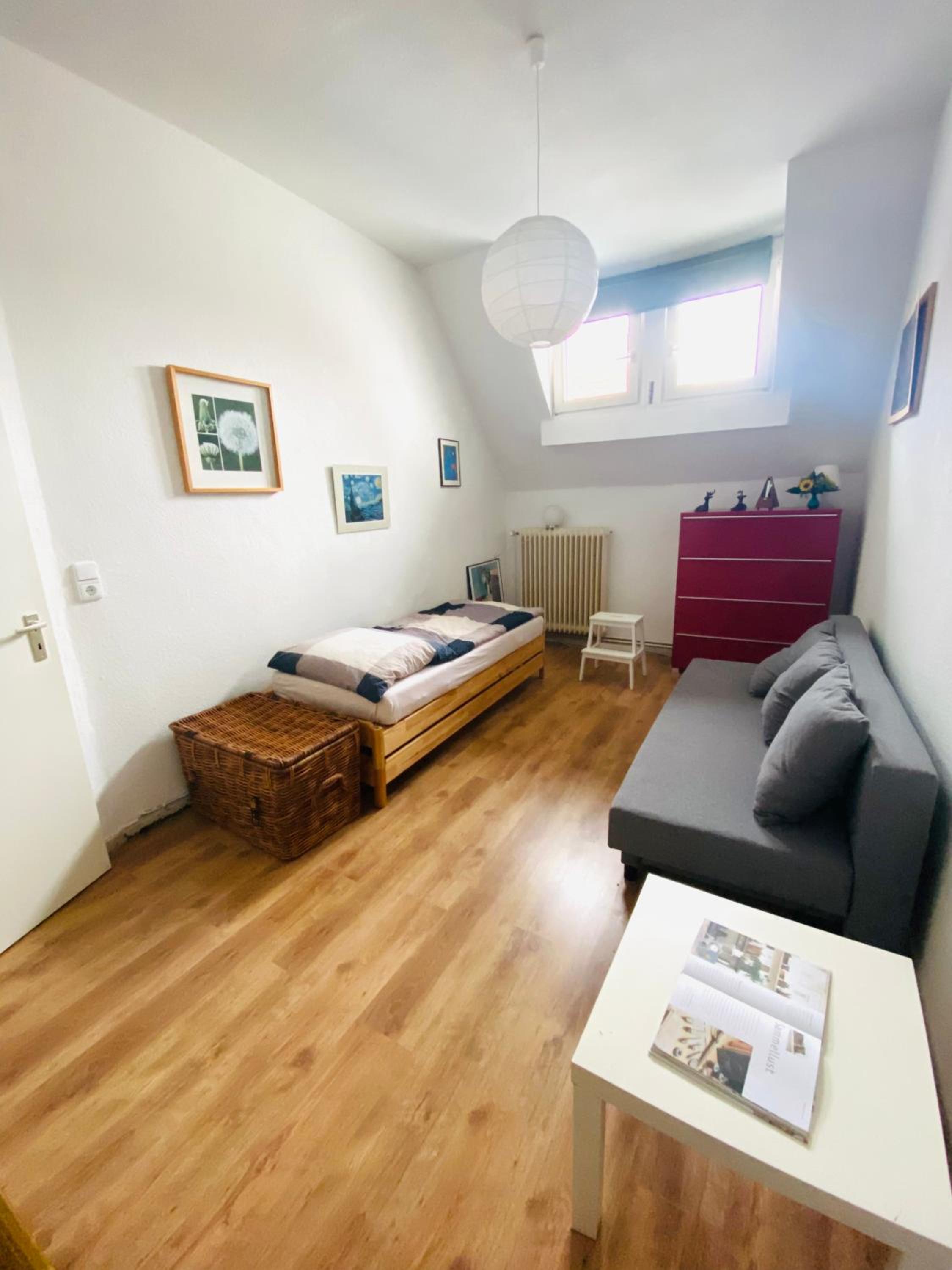 Two-Bedroom Apartment - Photo 9
