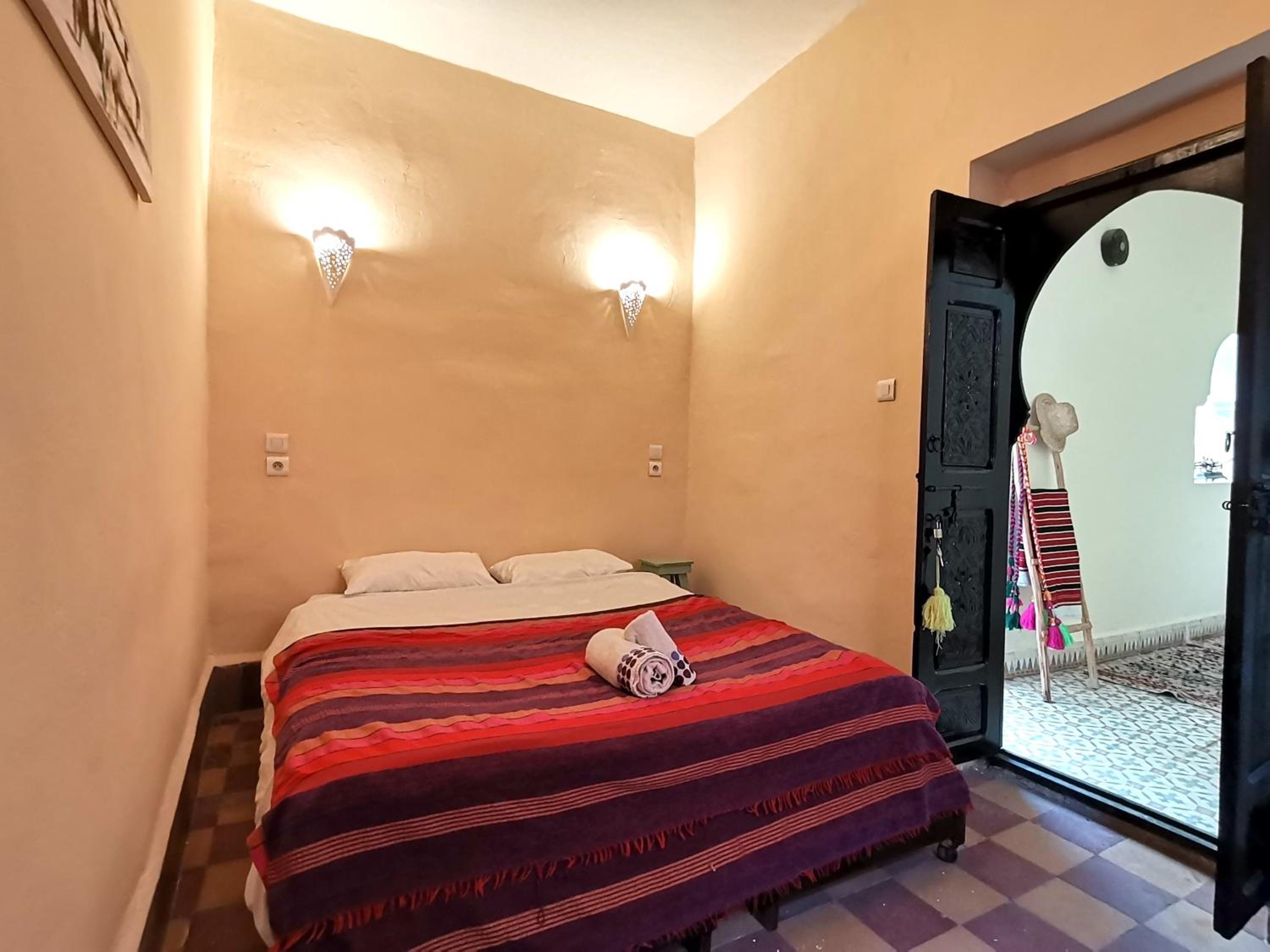 Standard Double Room with Shared Bathroom