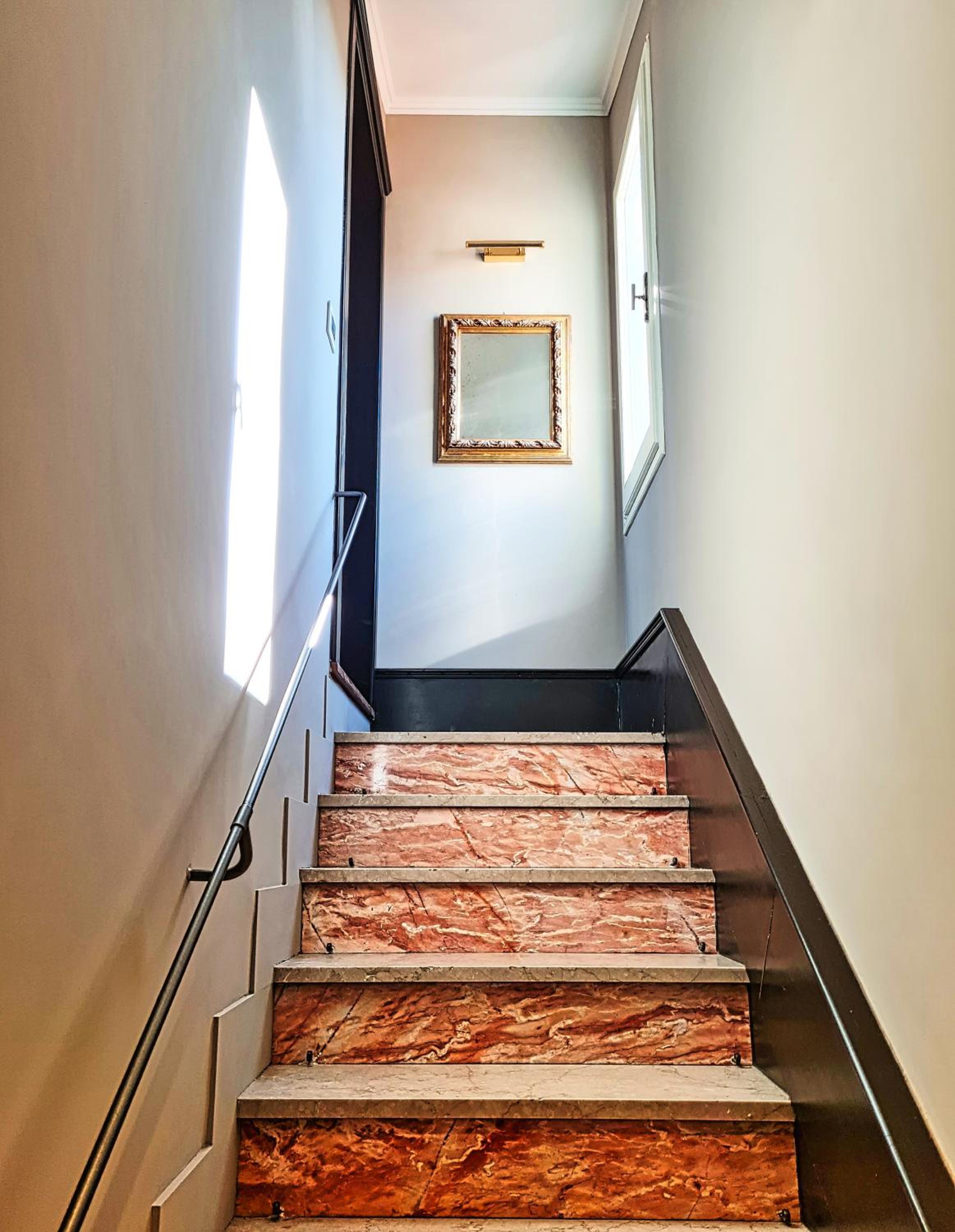 Superior Apartment -Separate Building thumbnail 6