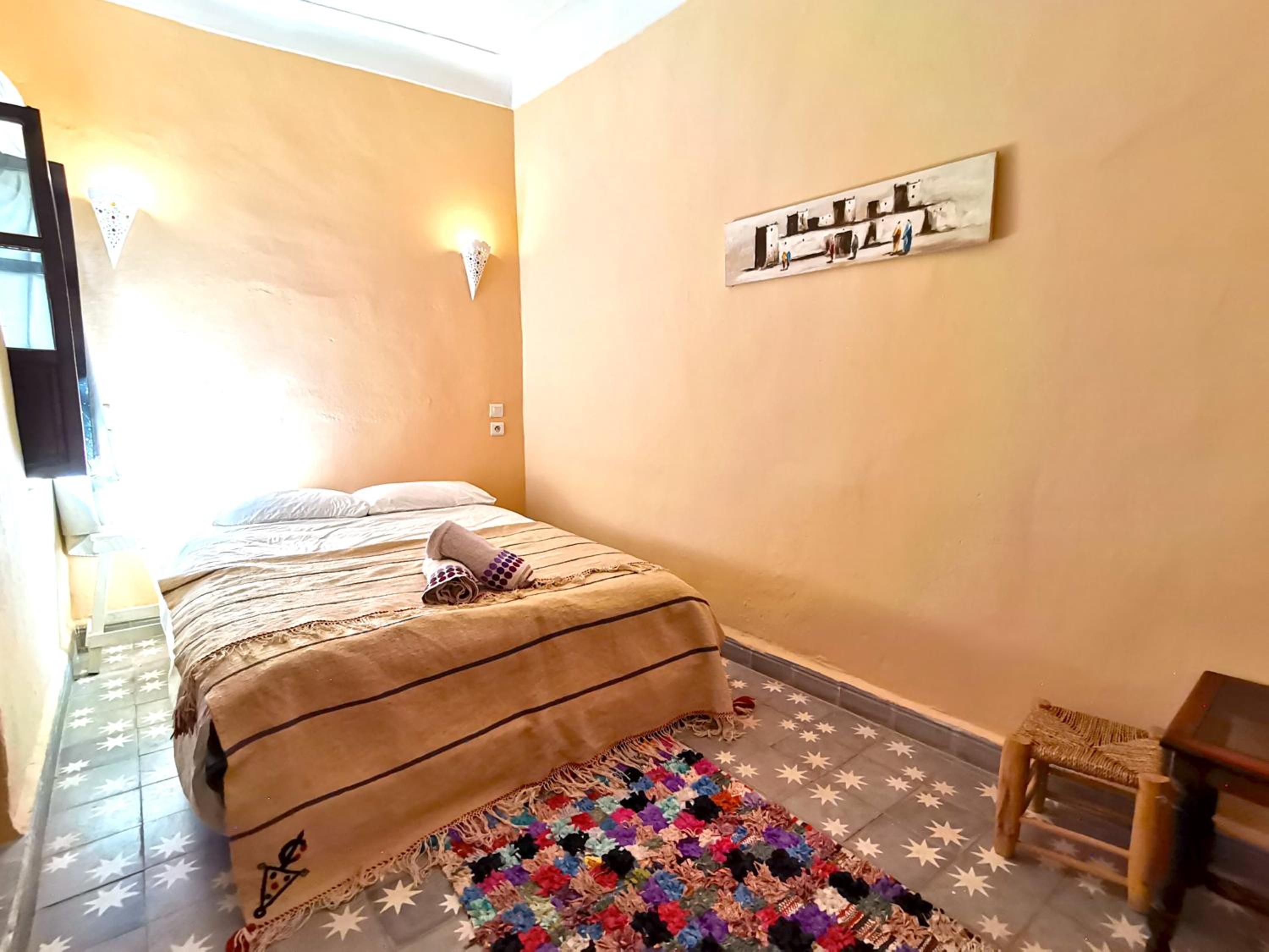 Double Room with Private Bathroom - Photo 1