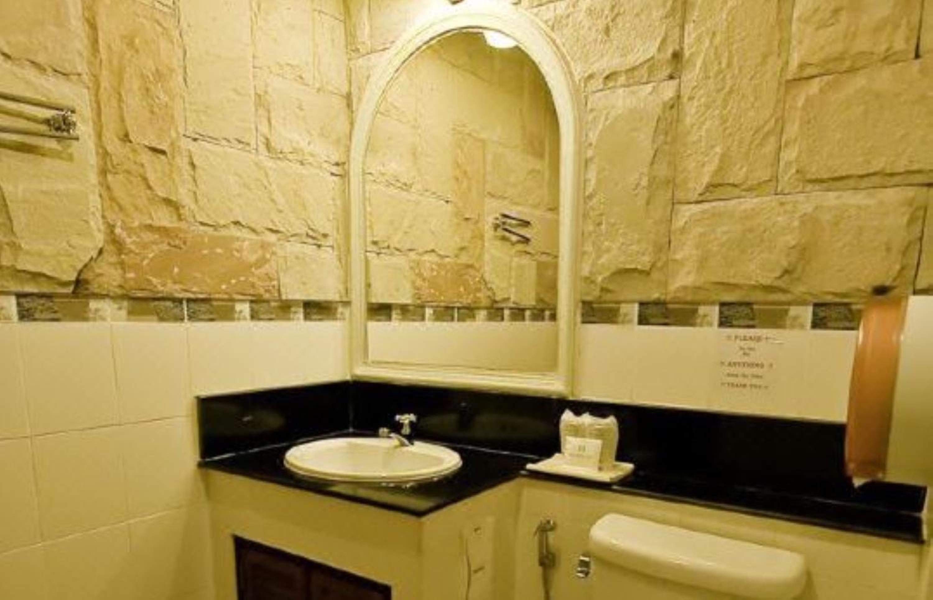 Superior Twin Room - Photo 7
