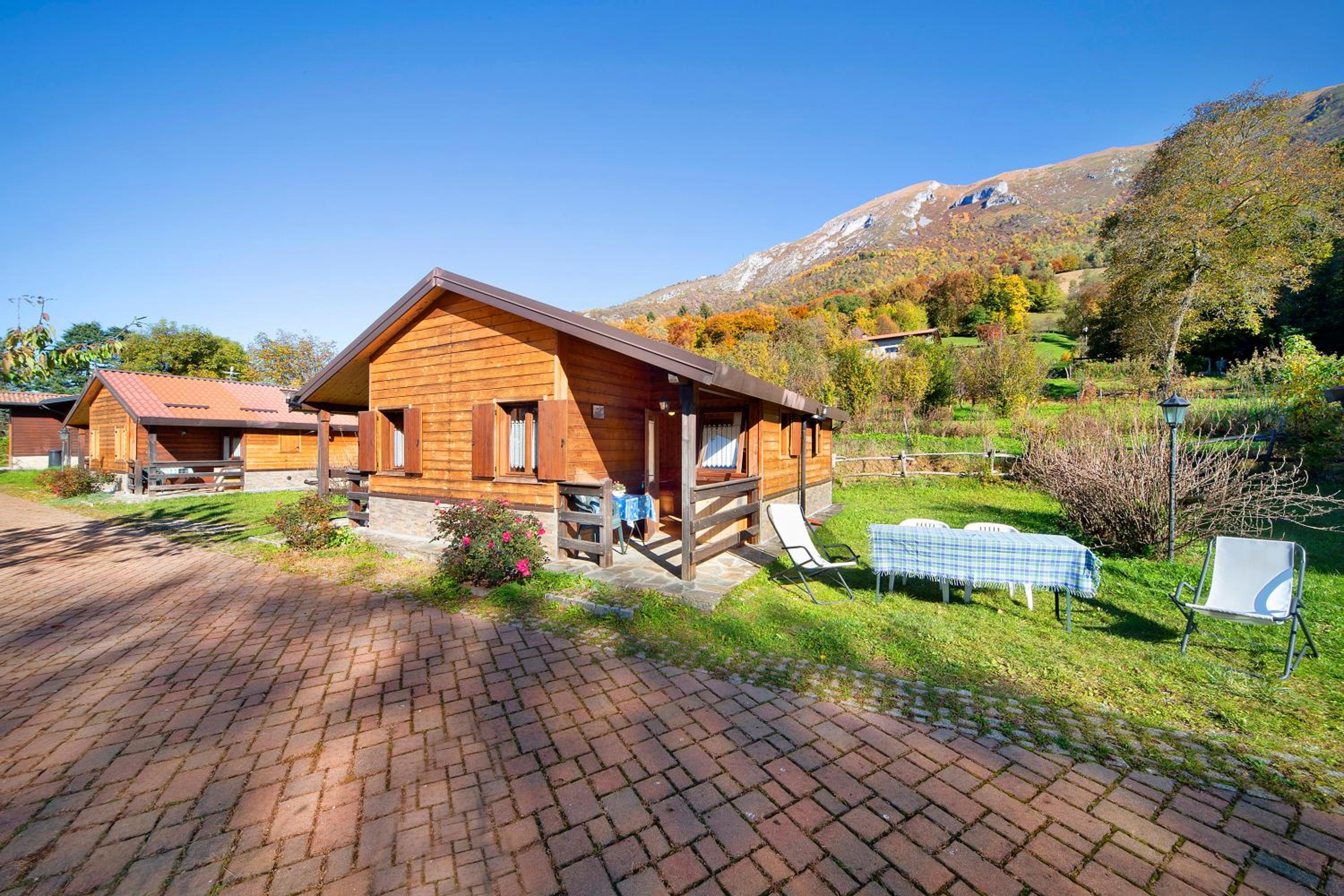 Two-Bedroom House - Photo 17