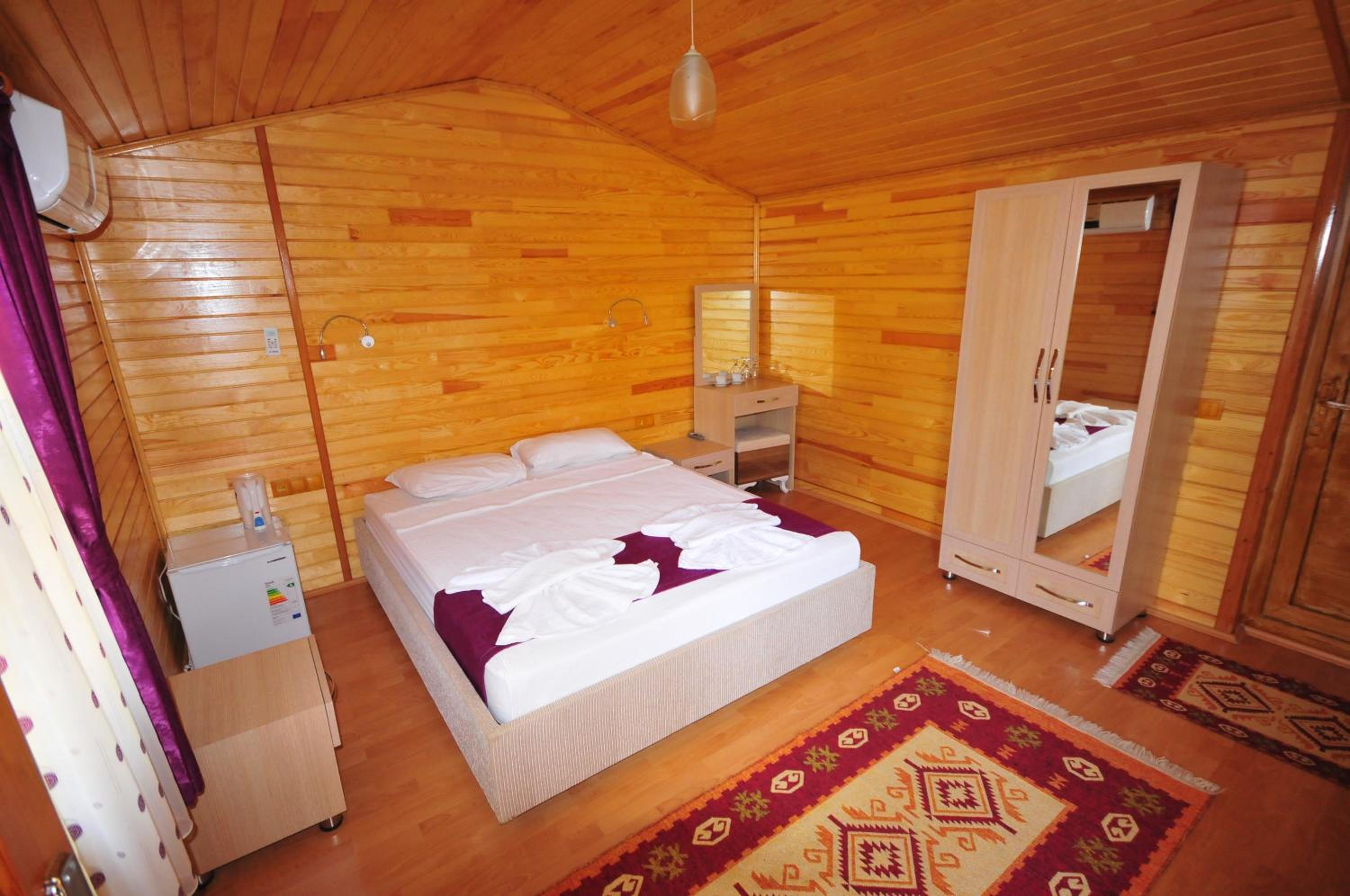 Bungalow (2 Adults) - Photo 25