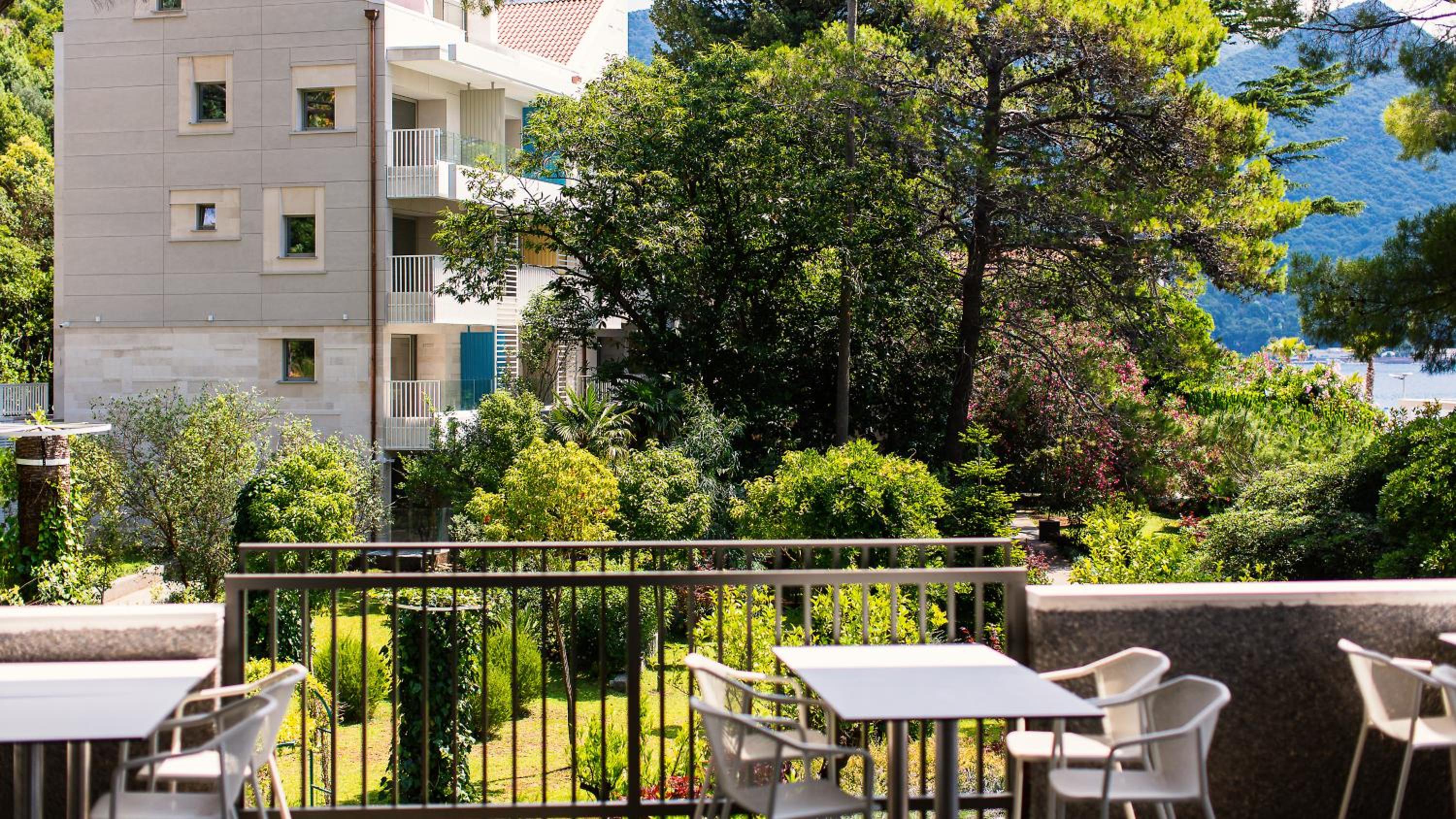 Duplex Suite with Balcony photo 2