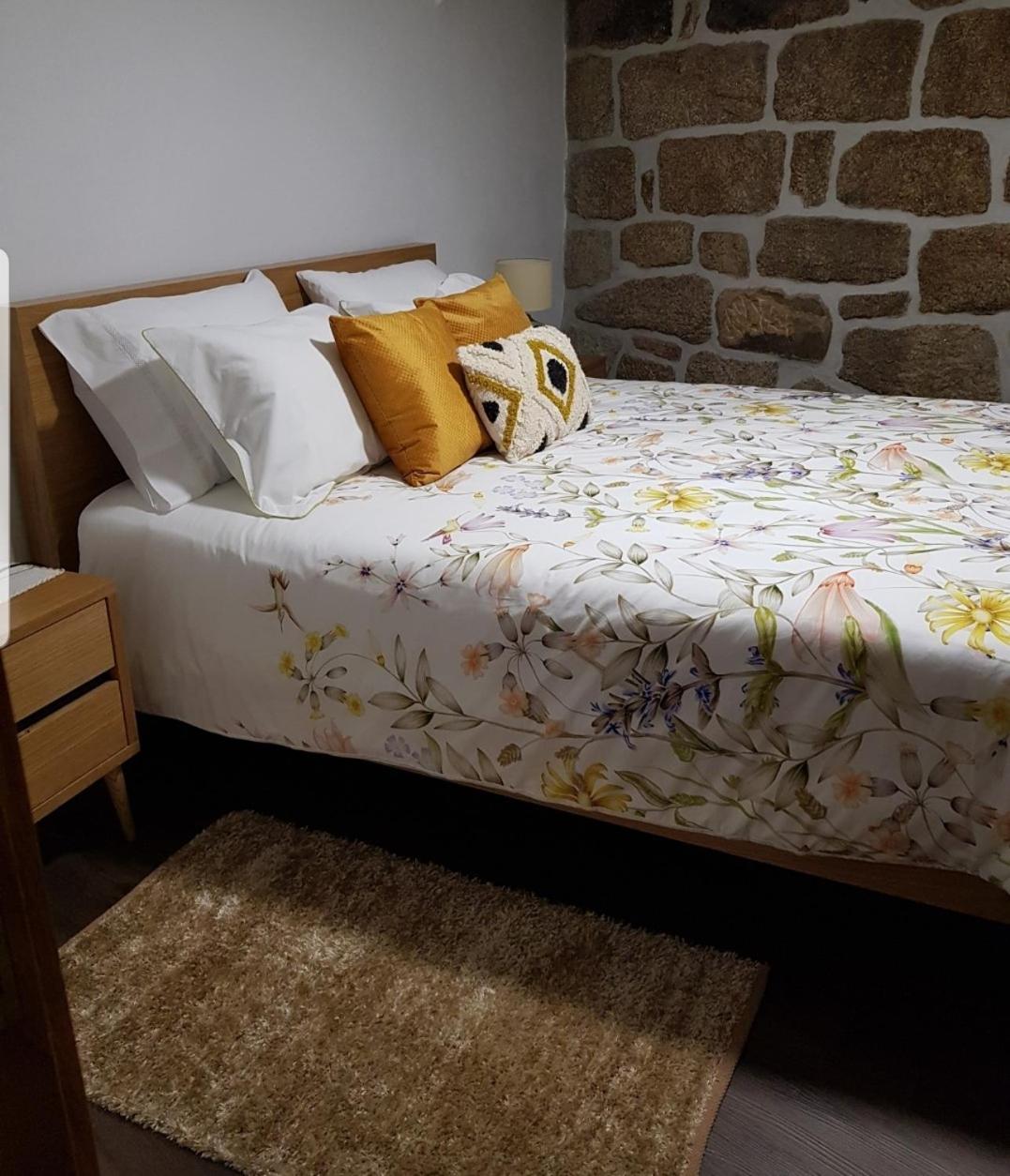 Two-Bedroom House - Photo 10