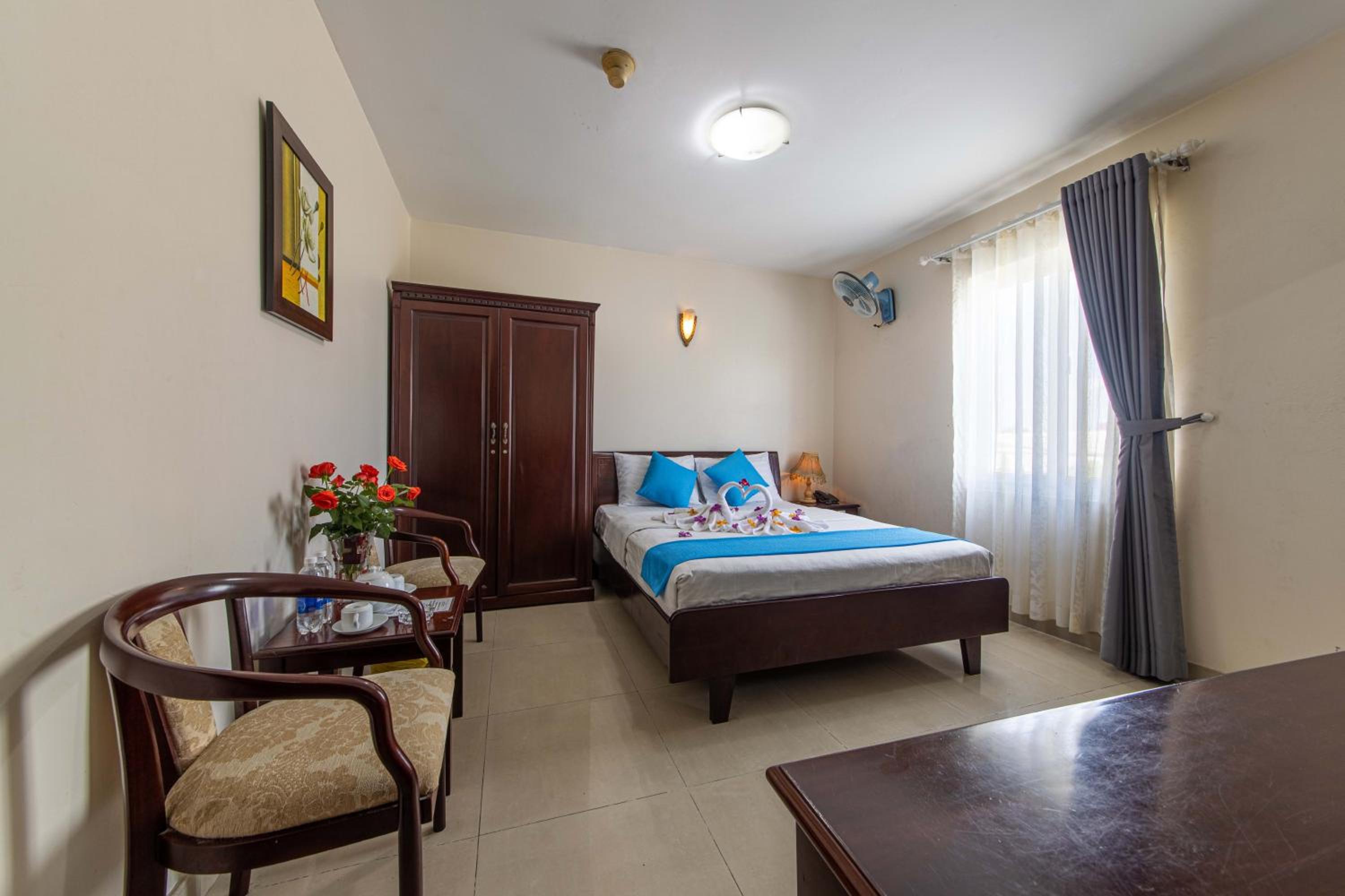Standard Double Room - Photo 3