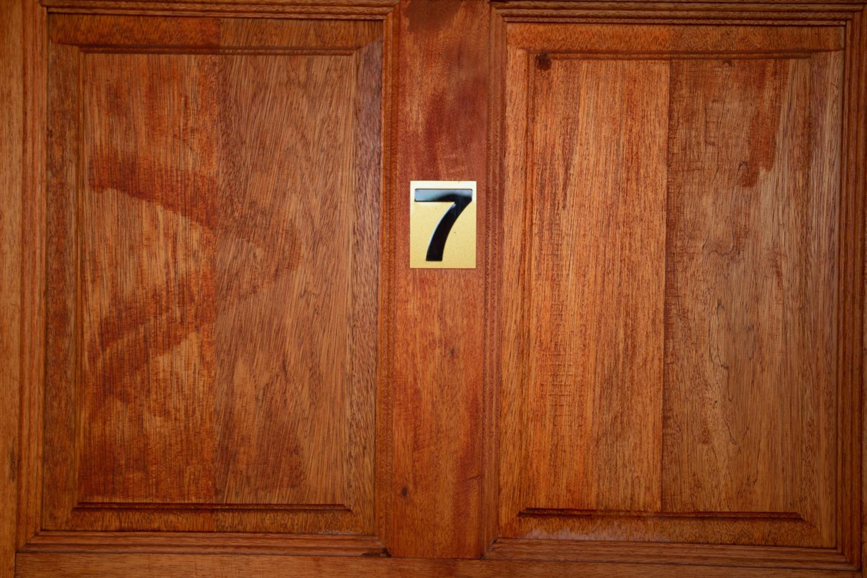 Standard Queen Room - Photo 5
