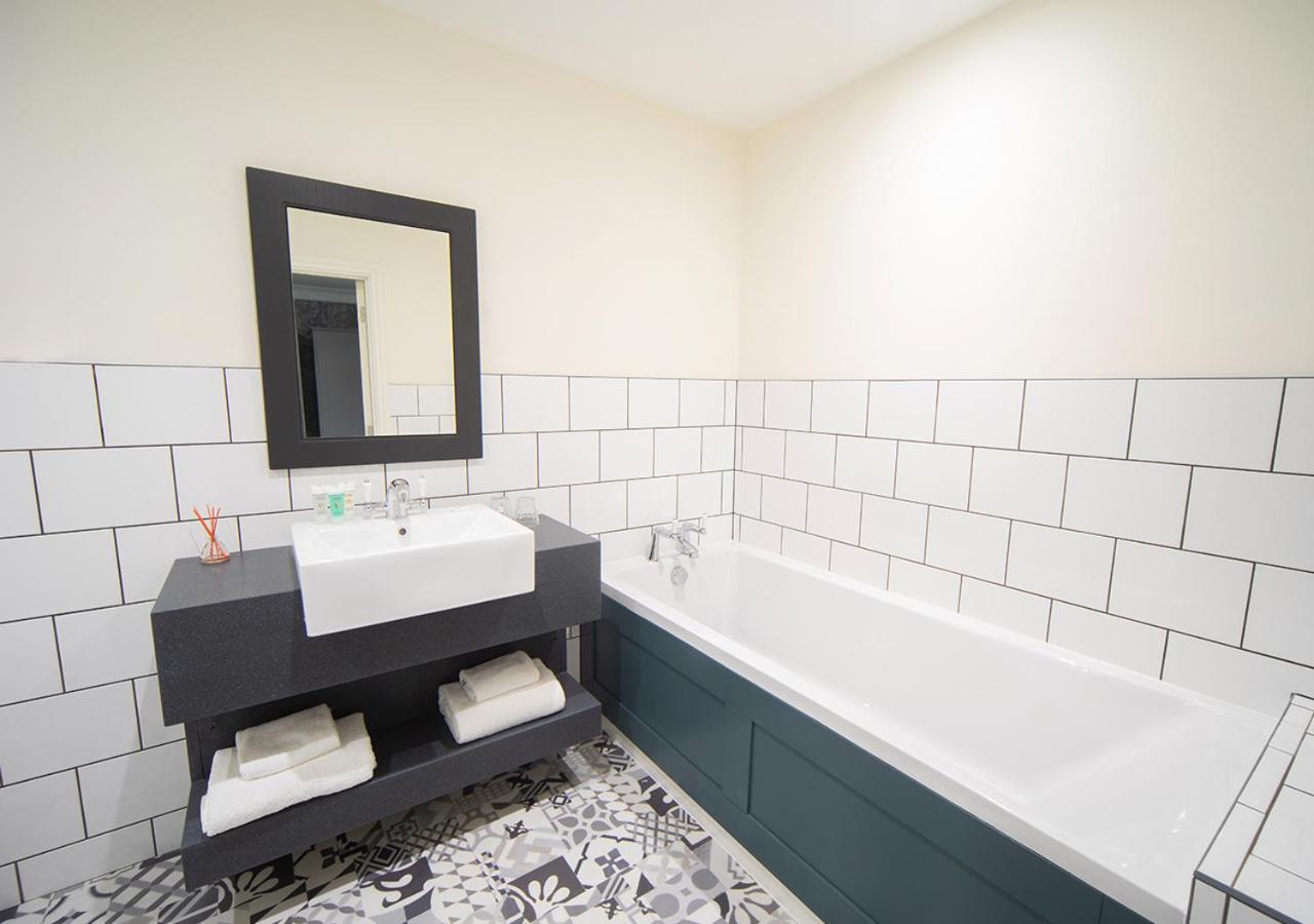 Pavilion Suite Double or Twin Room photo 3