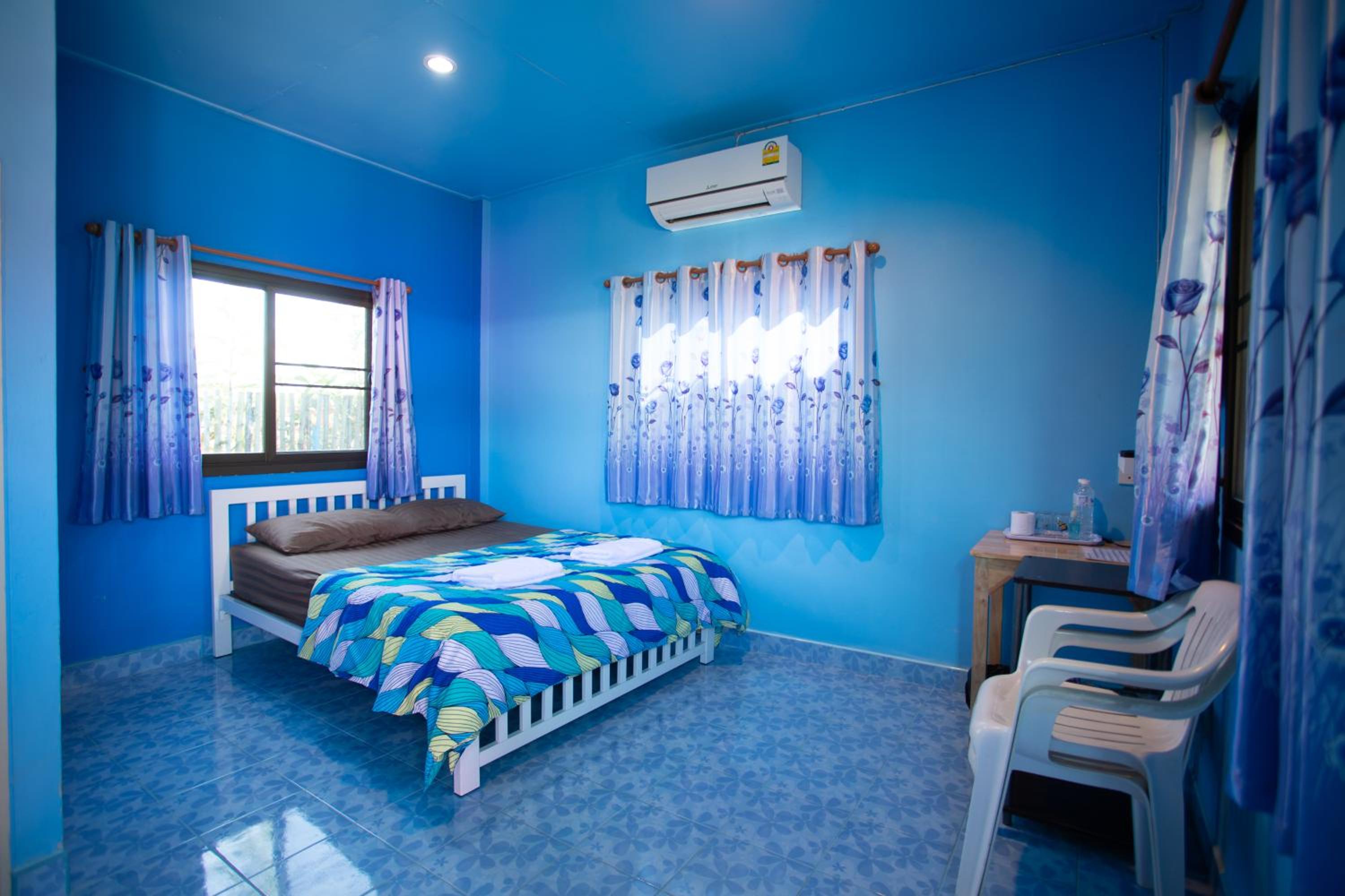 Deluxe Queen Room - Photo 1