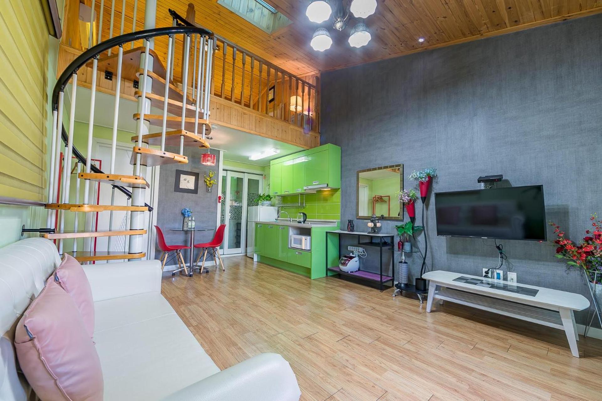 Duplex Studio photo 3