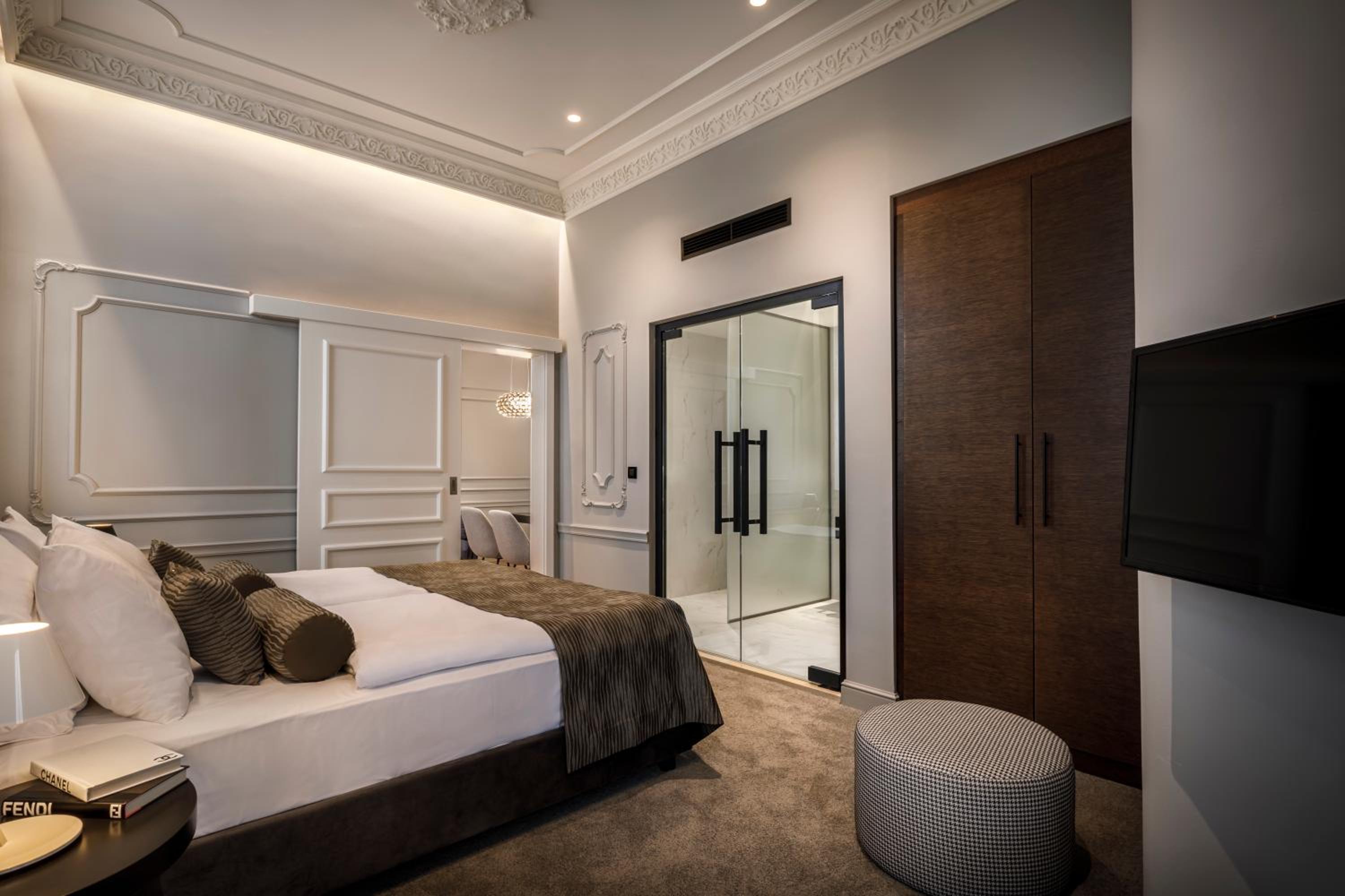 Junior Suite with Sea View photo 2