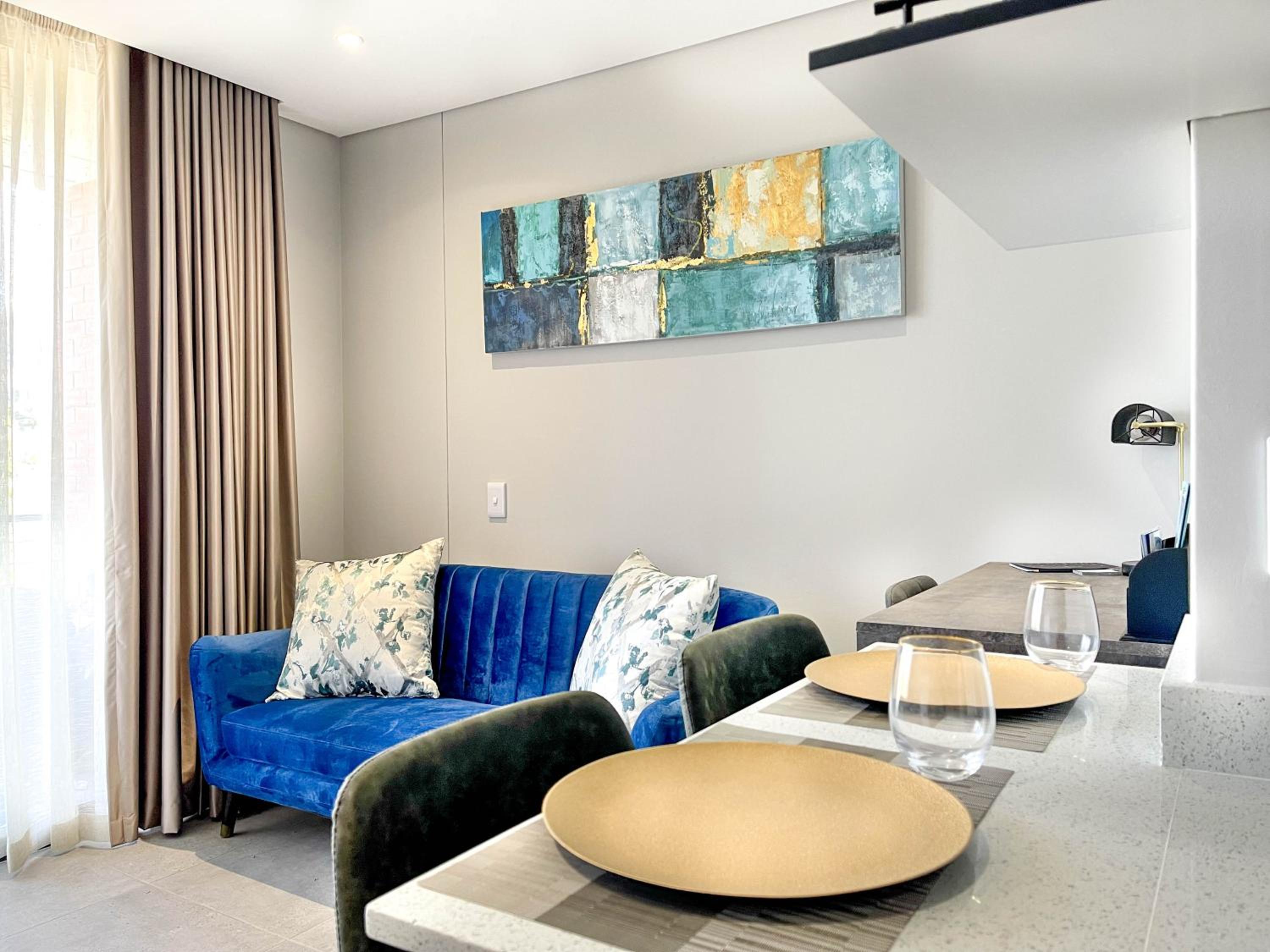 One-Bedroom Apartment - Photo 1