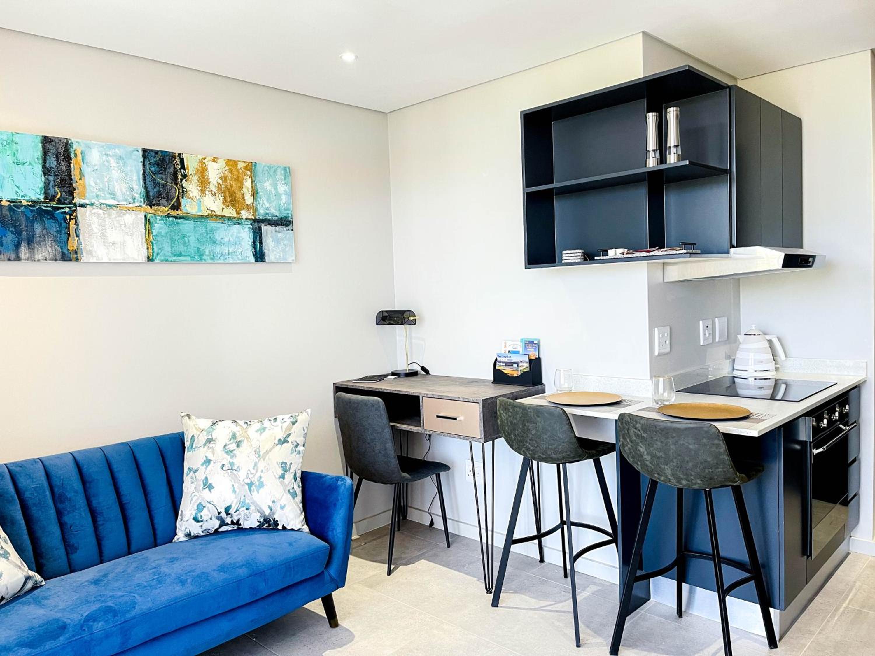 One-Bedroom Apartment - Photo 12
