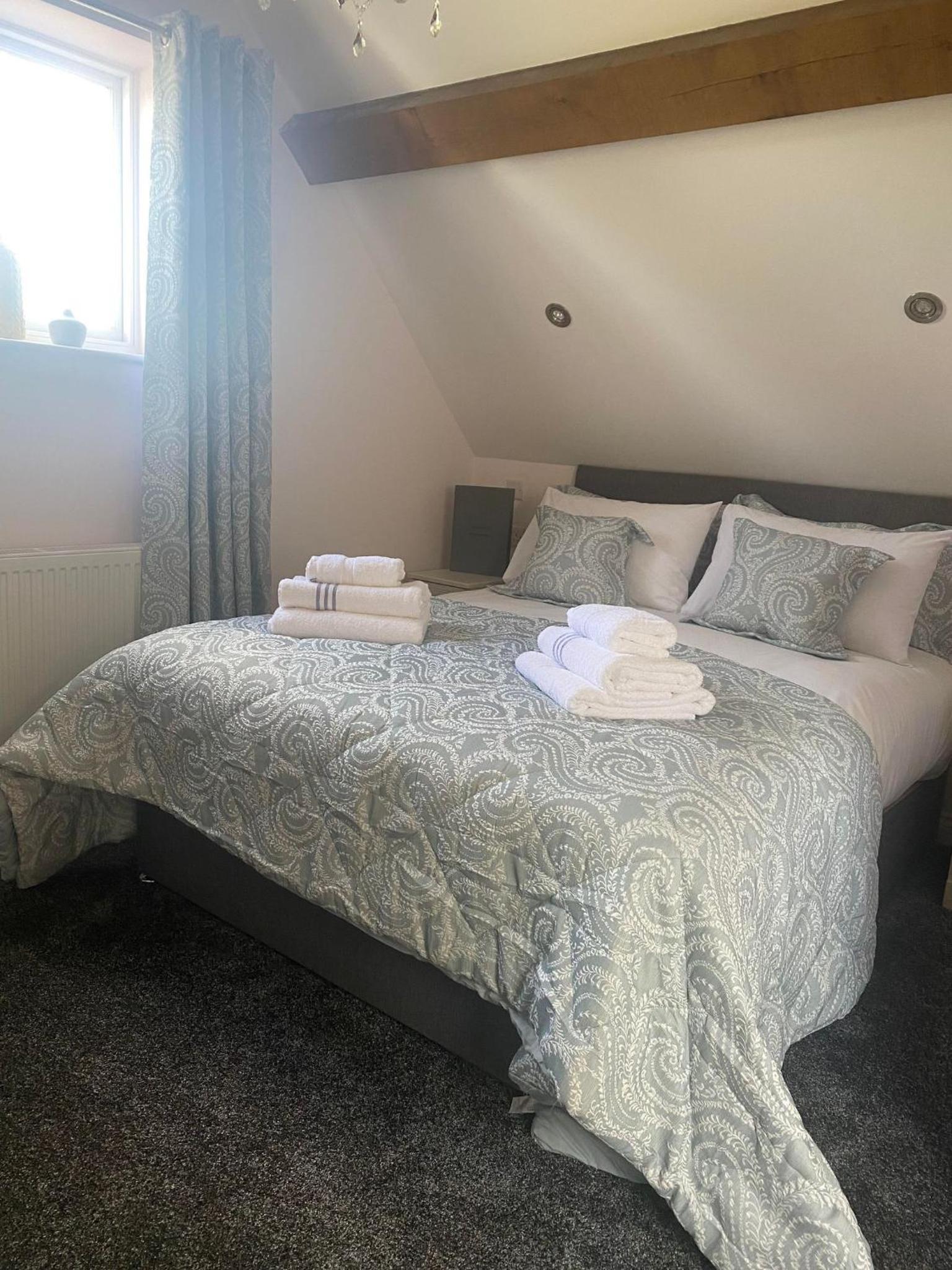 Small Double Room - Photo 6