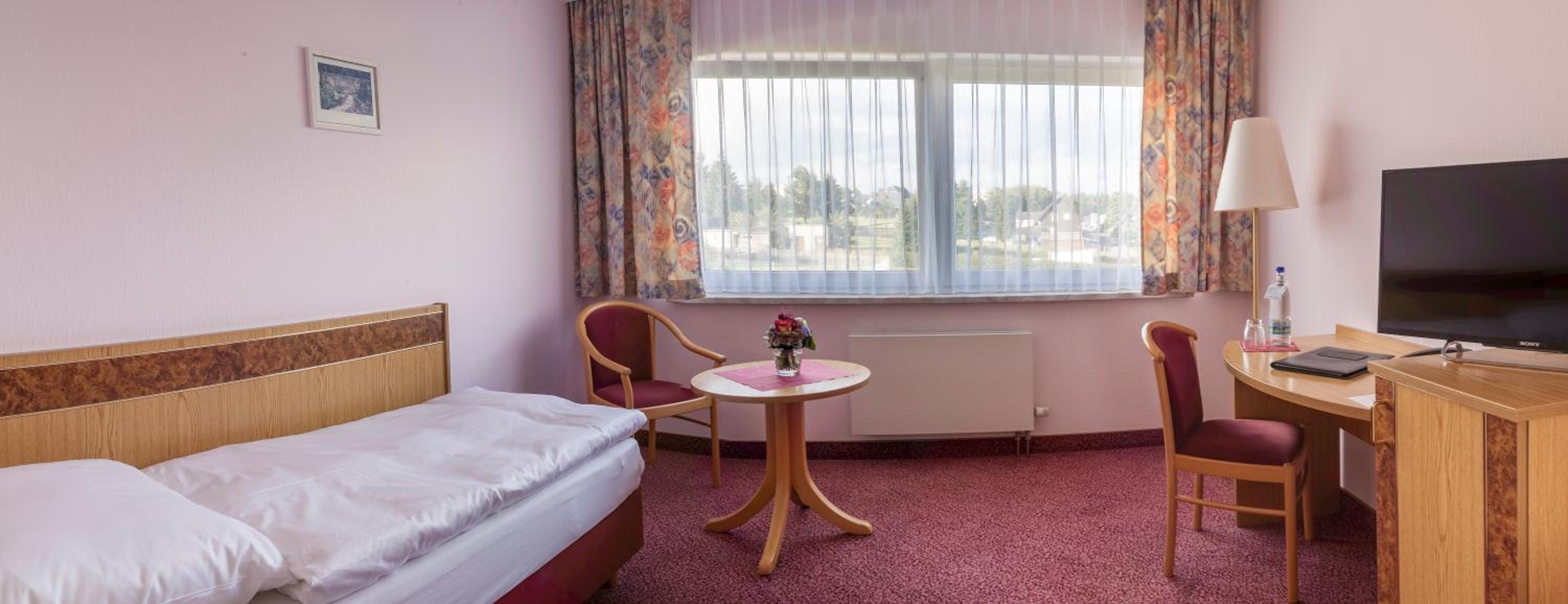 Single Room photo 1