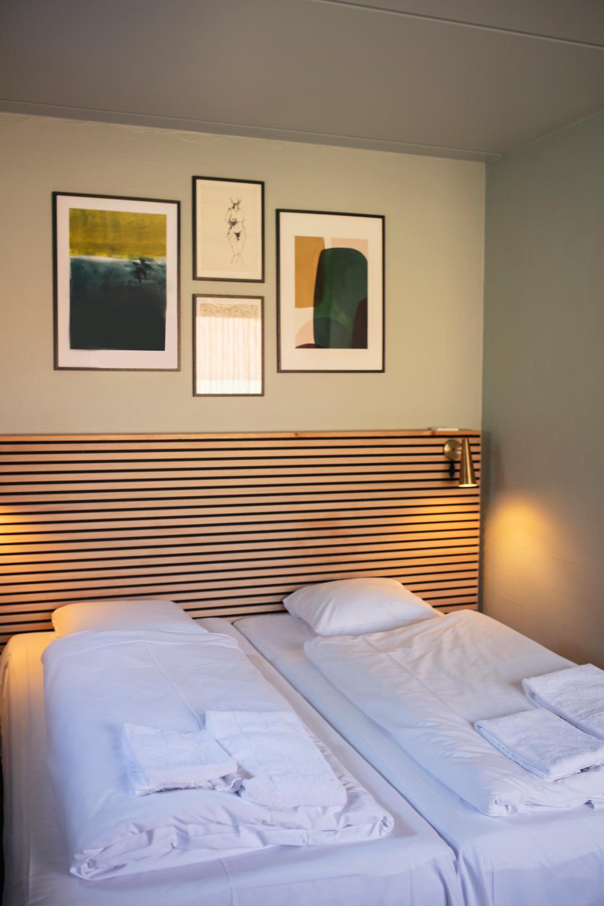 Economy Double Room photo 3