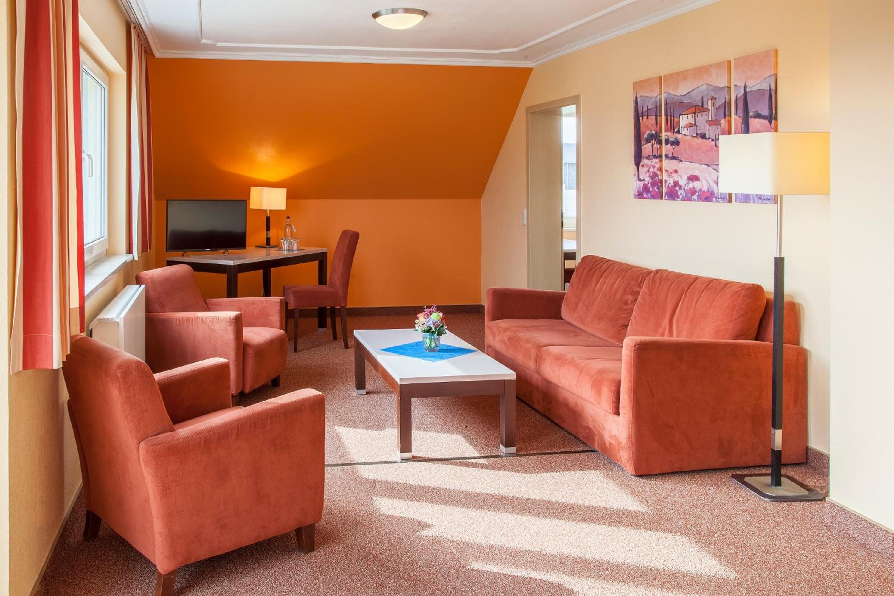 Family Room photo 2