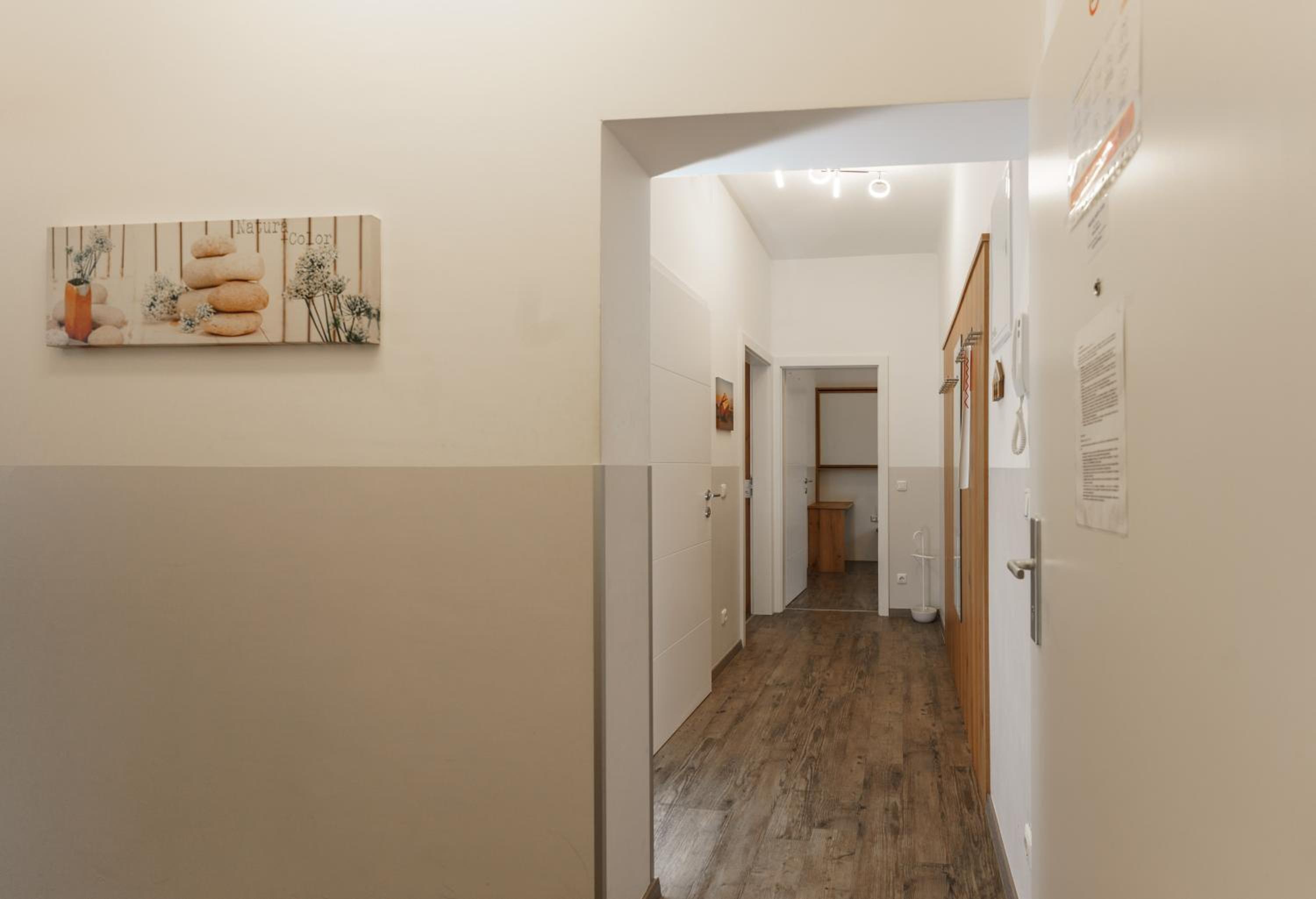 Three-Bedroom Apartment First Floor - Photo 13