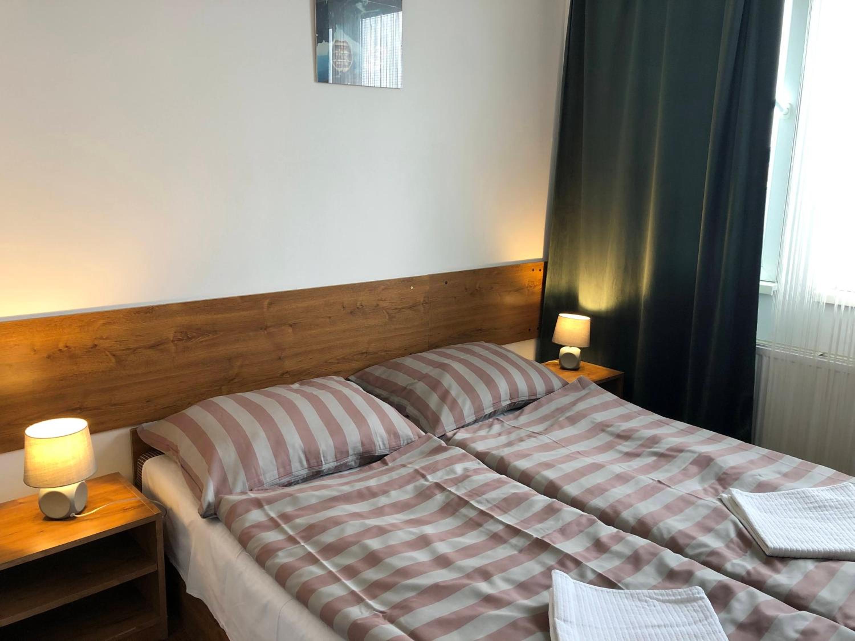 Double or Twin Room - Photo 7