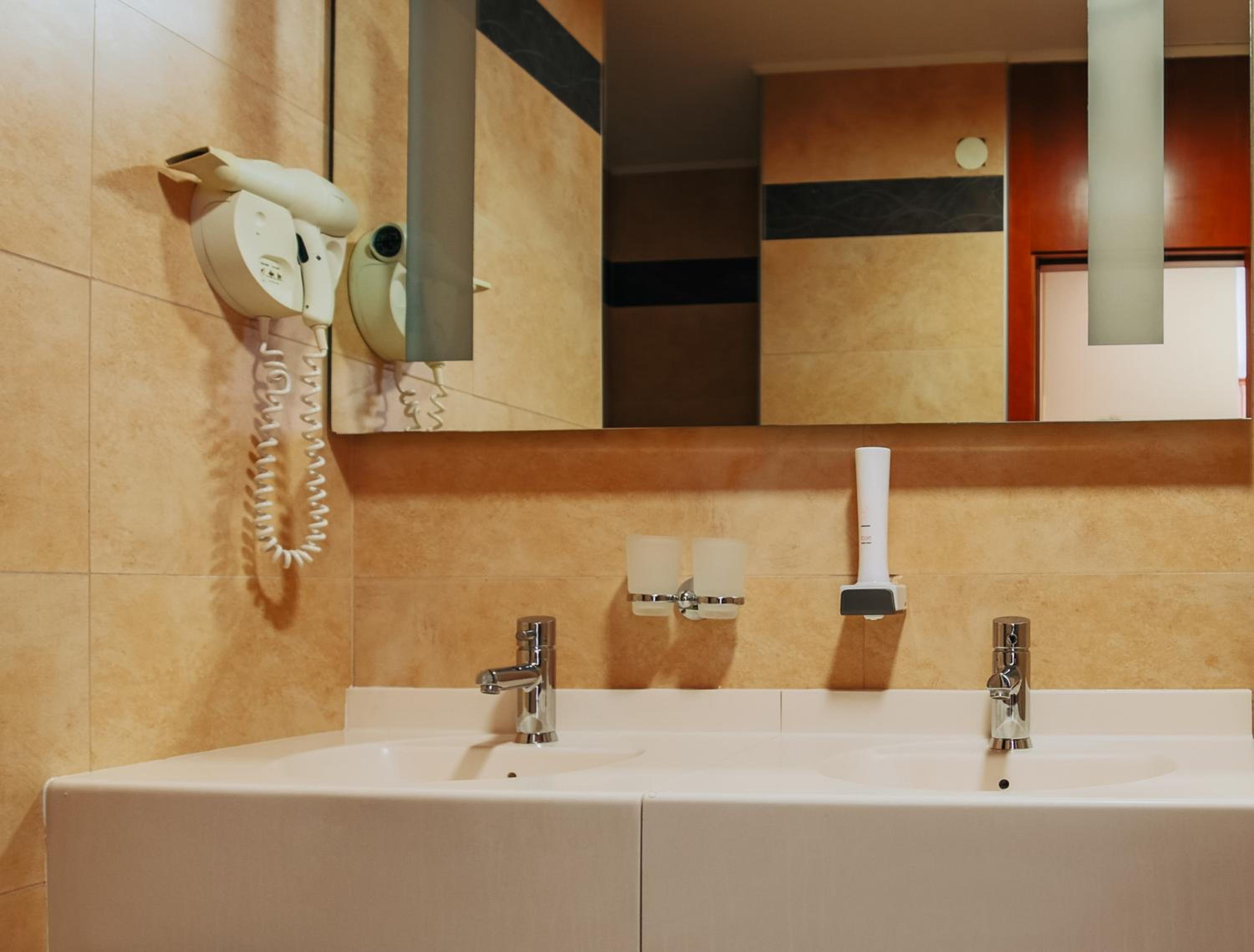 Apartment - Photo 4