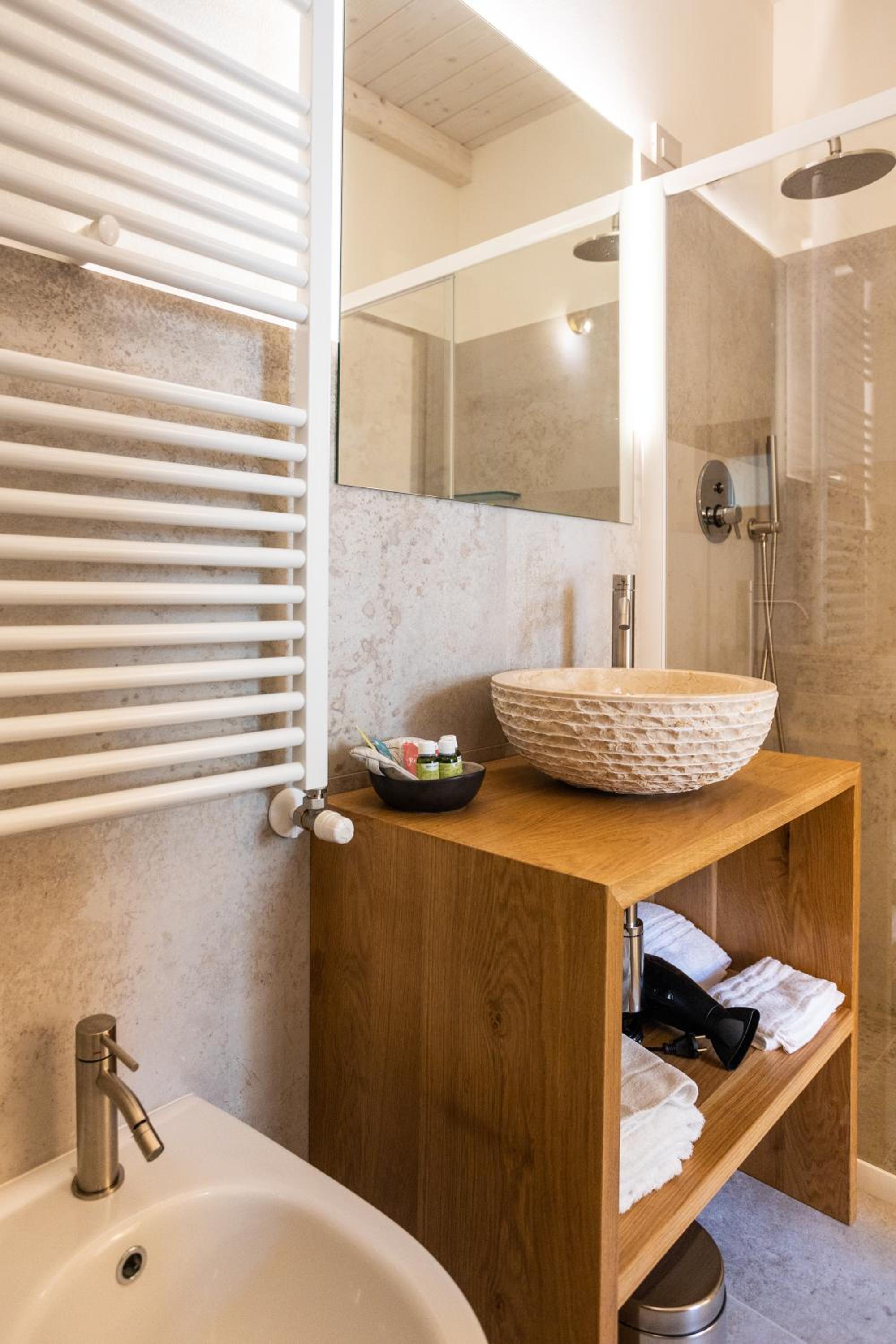 Double Room with Private Bathroom photo 3