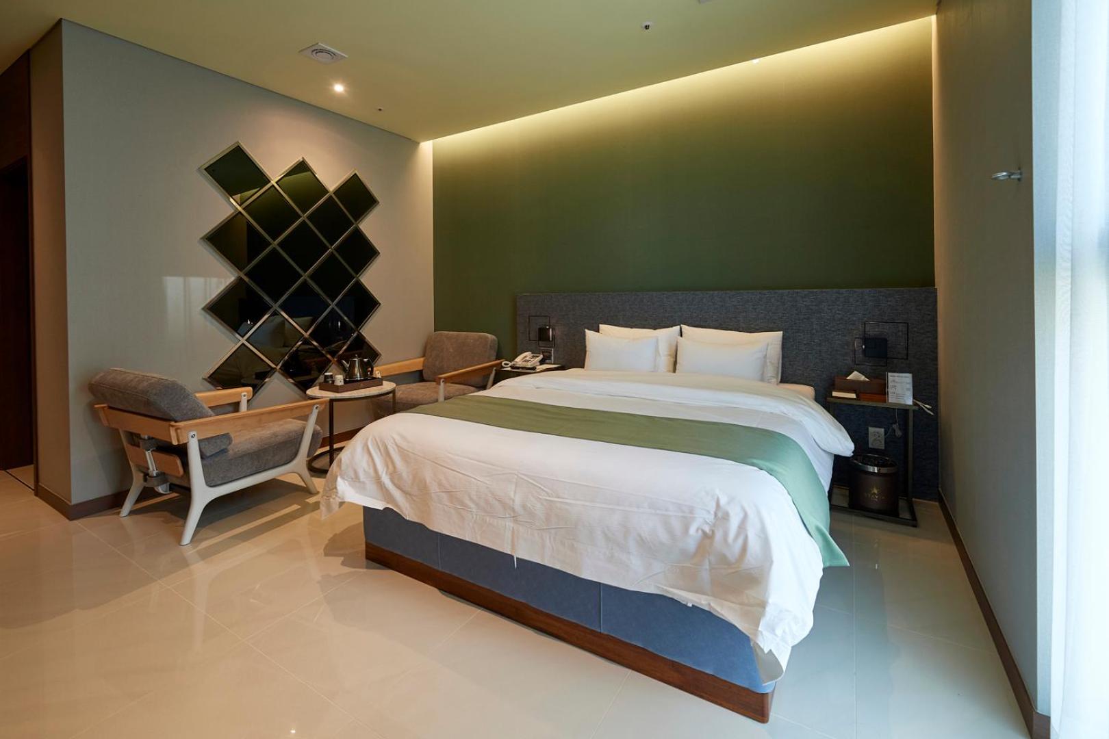 Deluxe Double Room - Photo 7