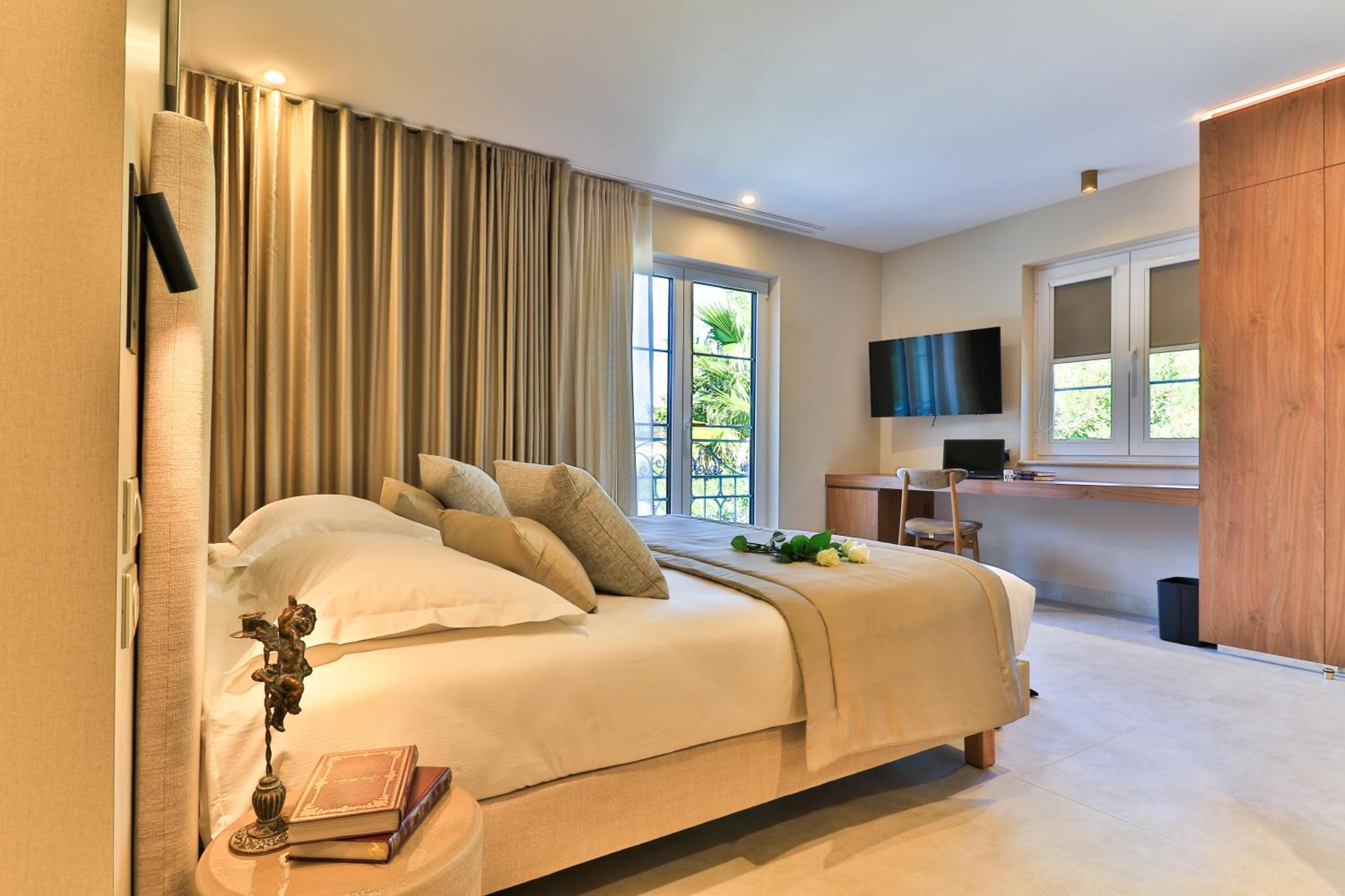 Villa side Double Room photo 2