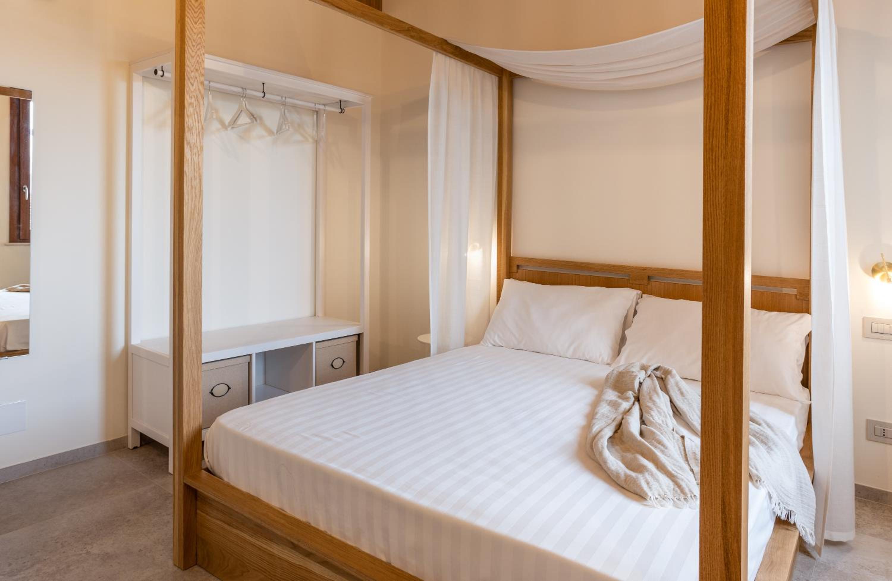 Triple Room with Private Bathroom photo 1