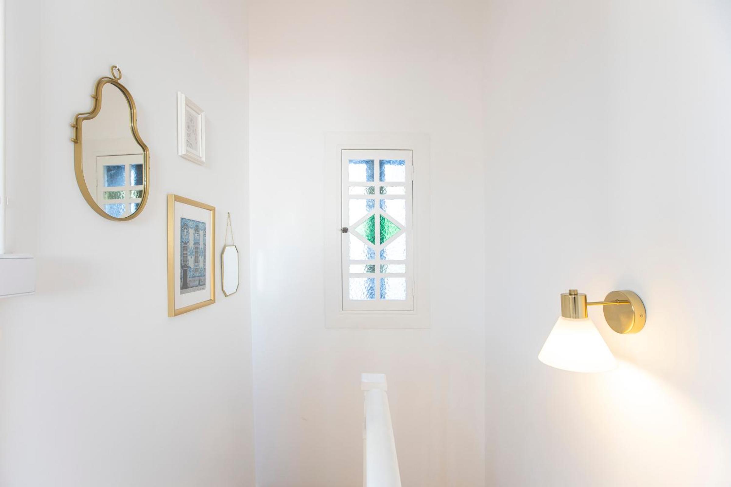 Two-Bedroom Apartment - Photo 12