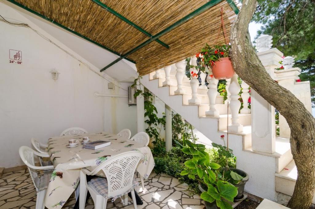 Two Bedroom Apartment with Terrace - Photo 20