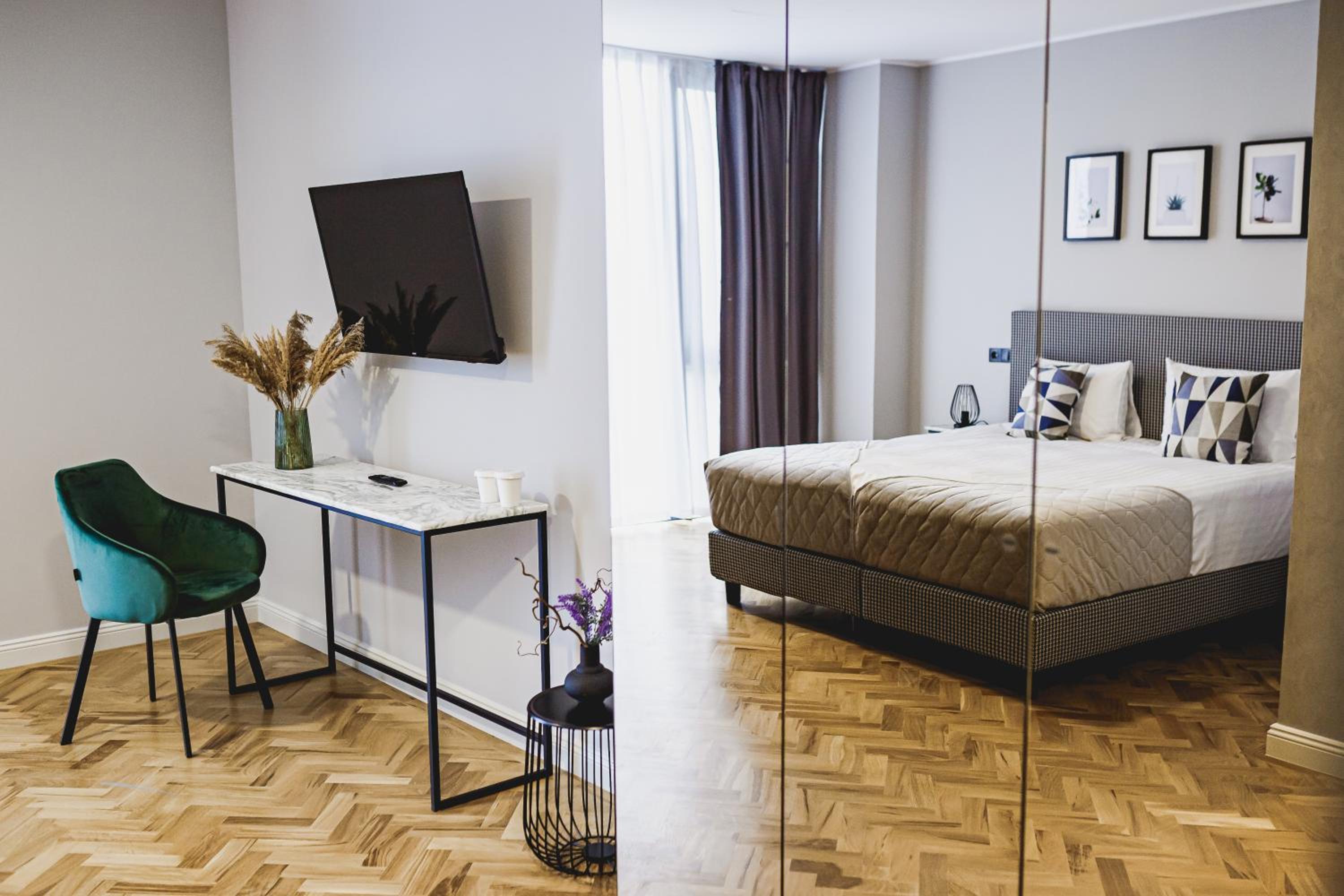 Superior Twin Room - Photo 2