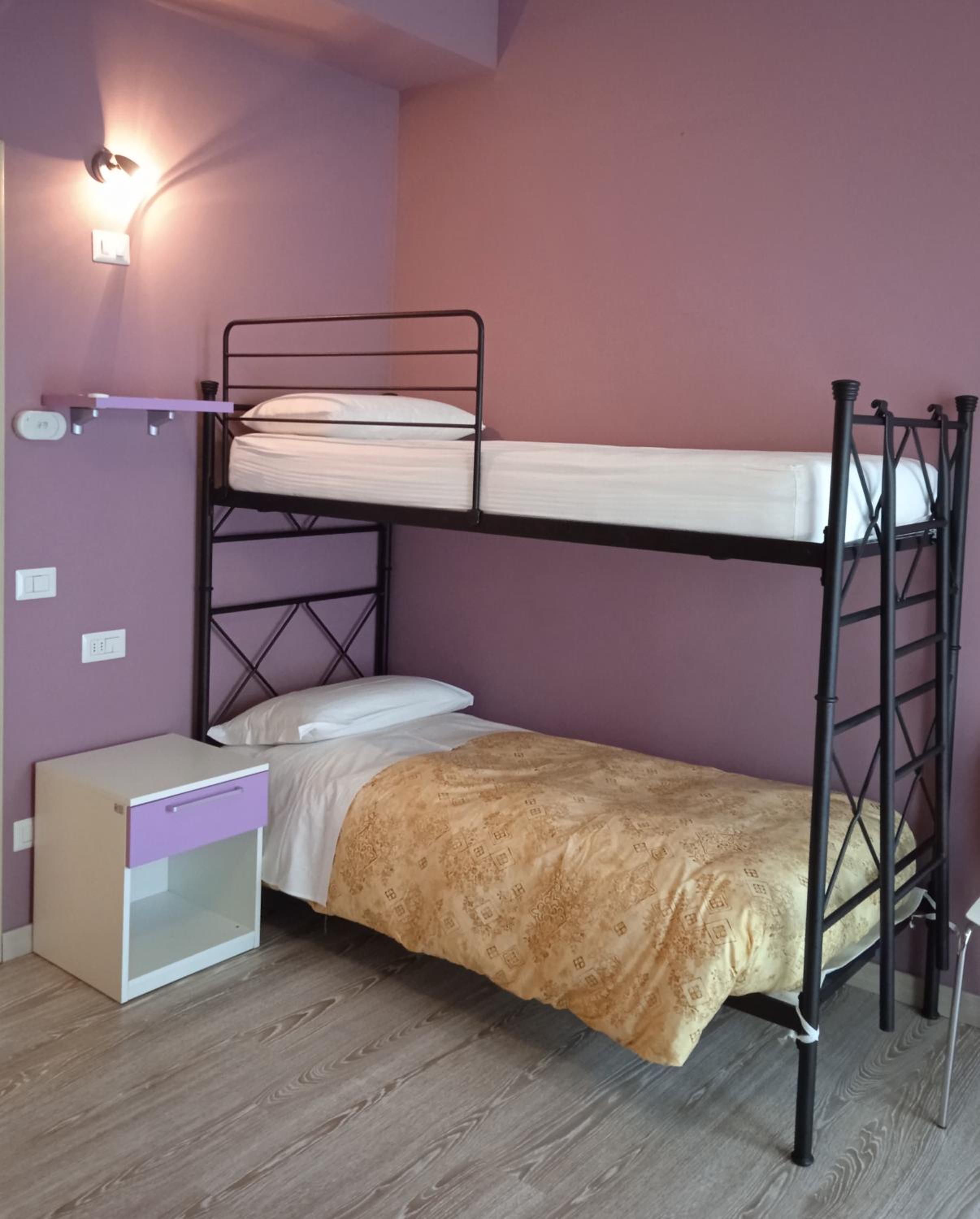 Single Bed in Mixed Dormitory Room photo 3