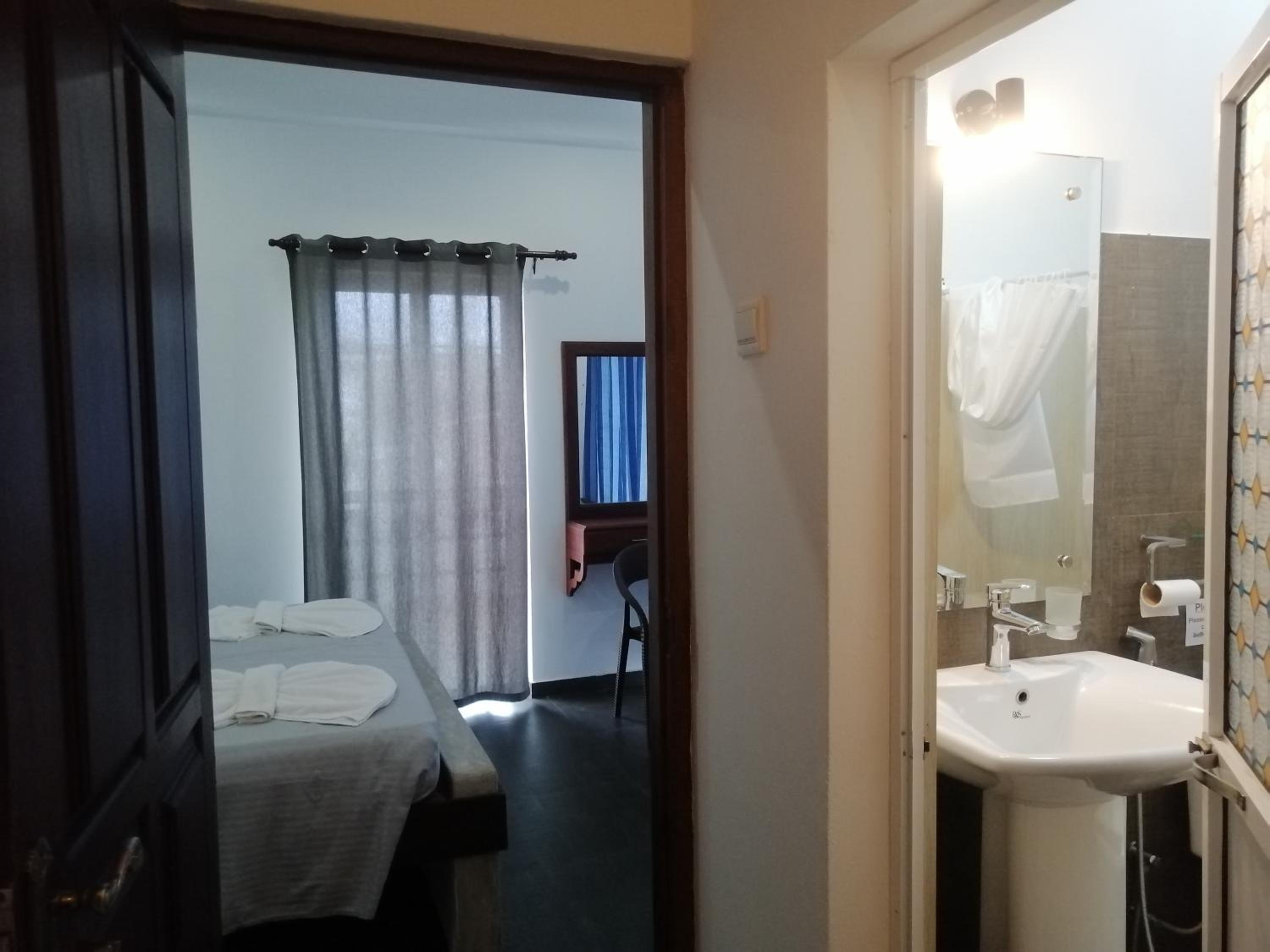 Deluxe Double Room with Balcony