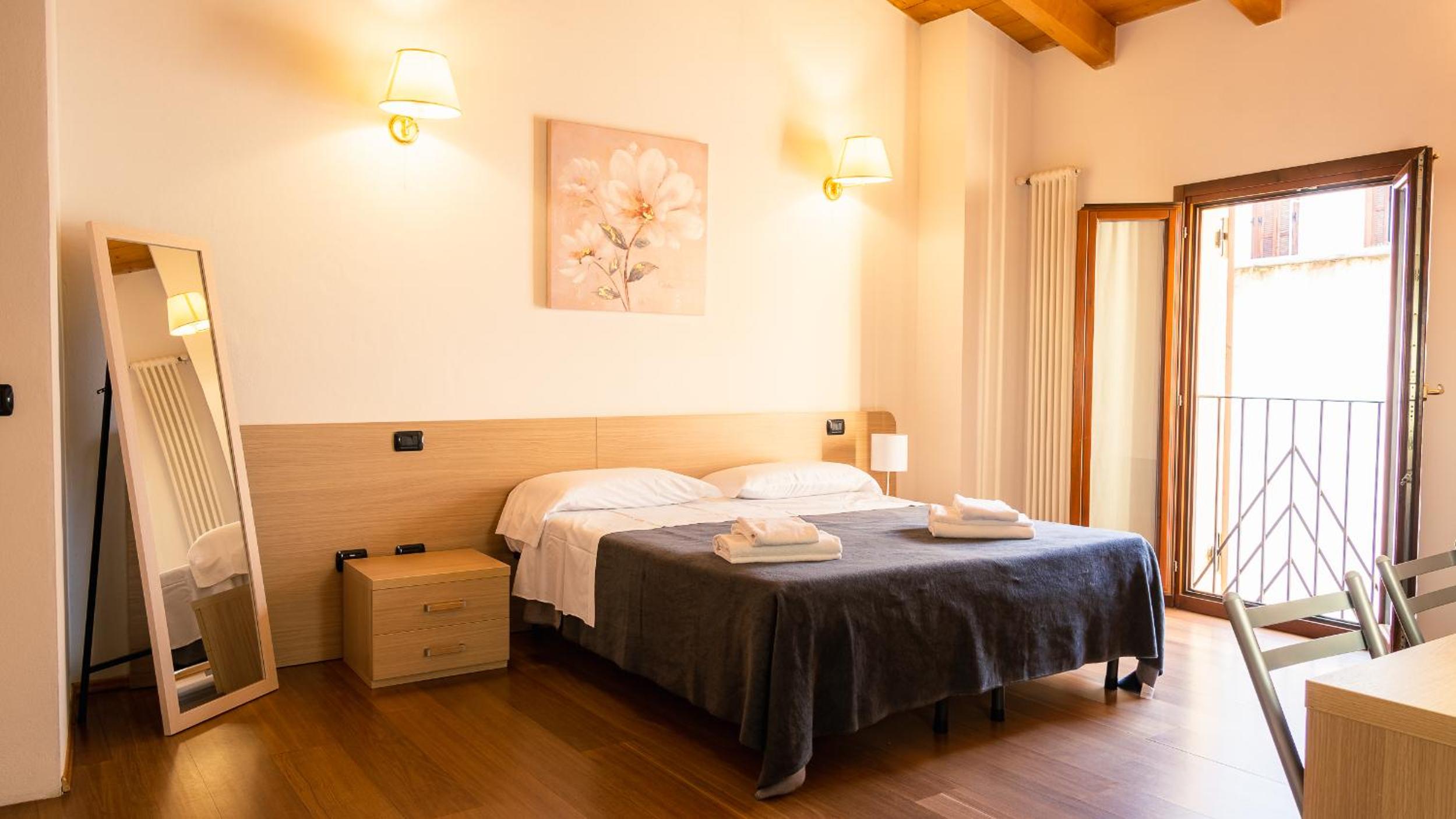 Triple Room - Photo 32