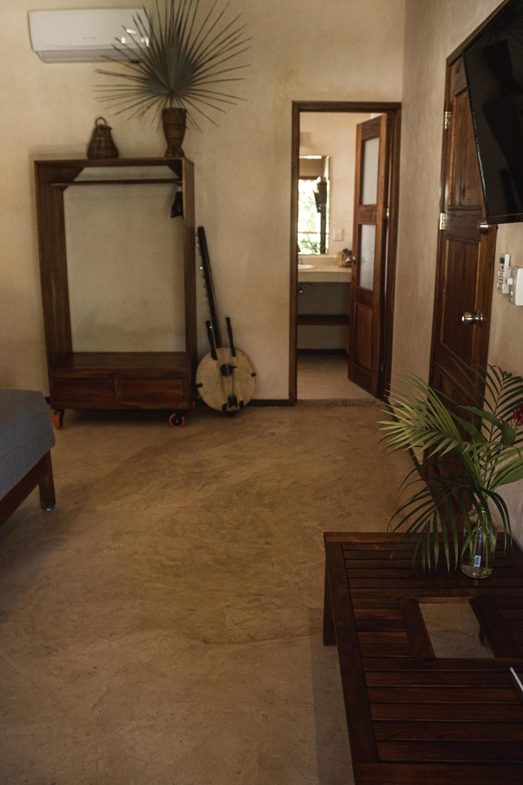 Deluxe Room - Photo 2