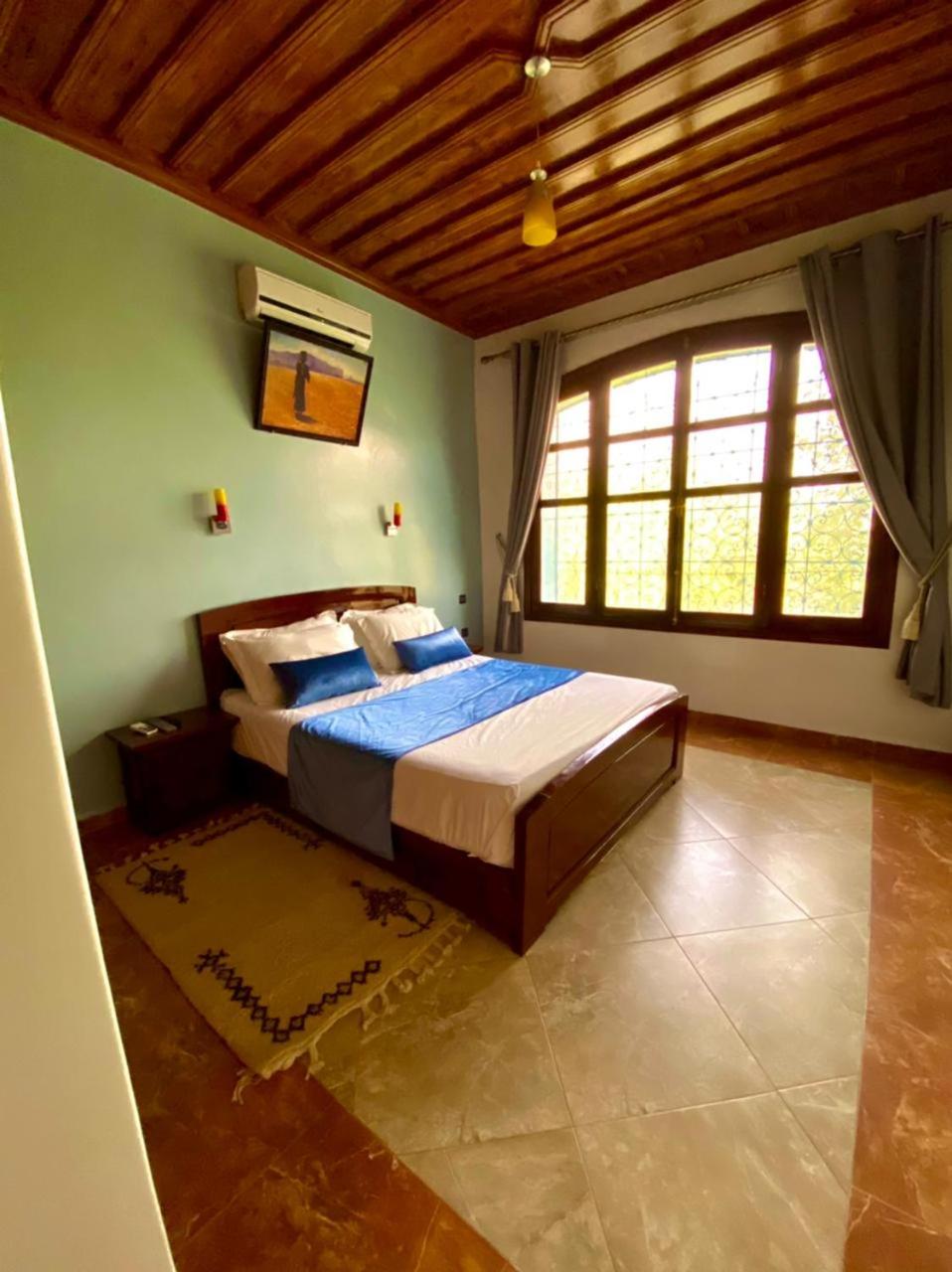 Double Room with Mountain View - Photo 1