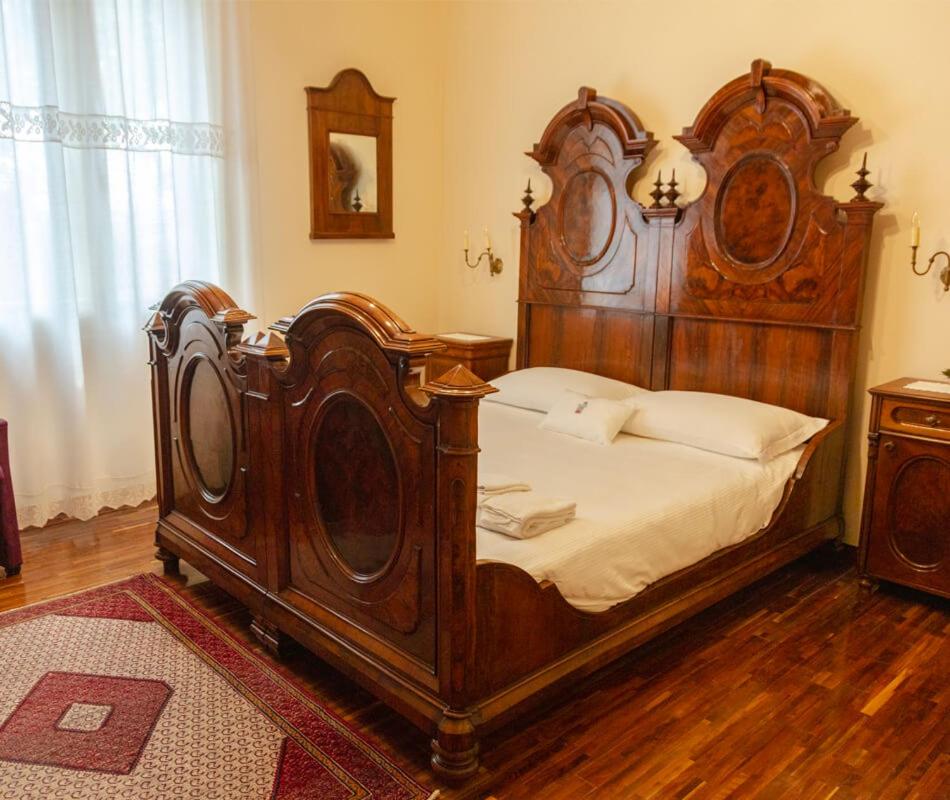 Double Room with Private Bathroom photo 2